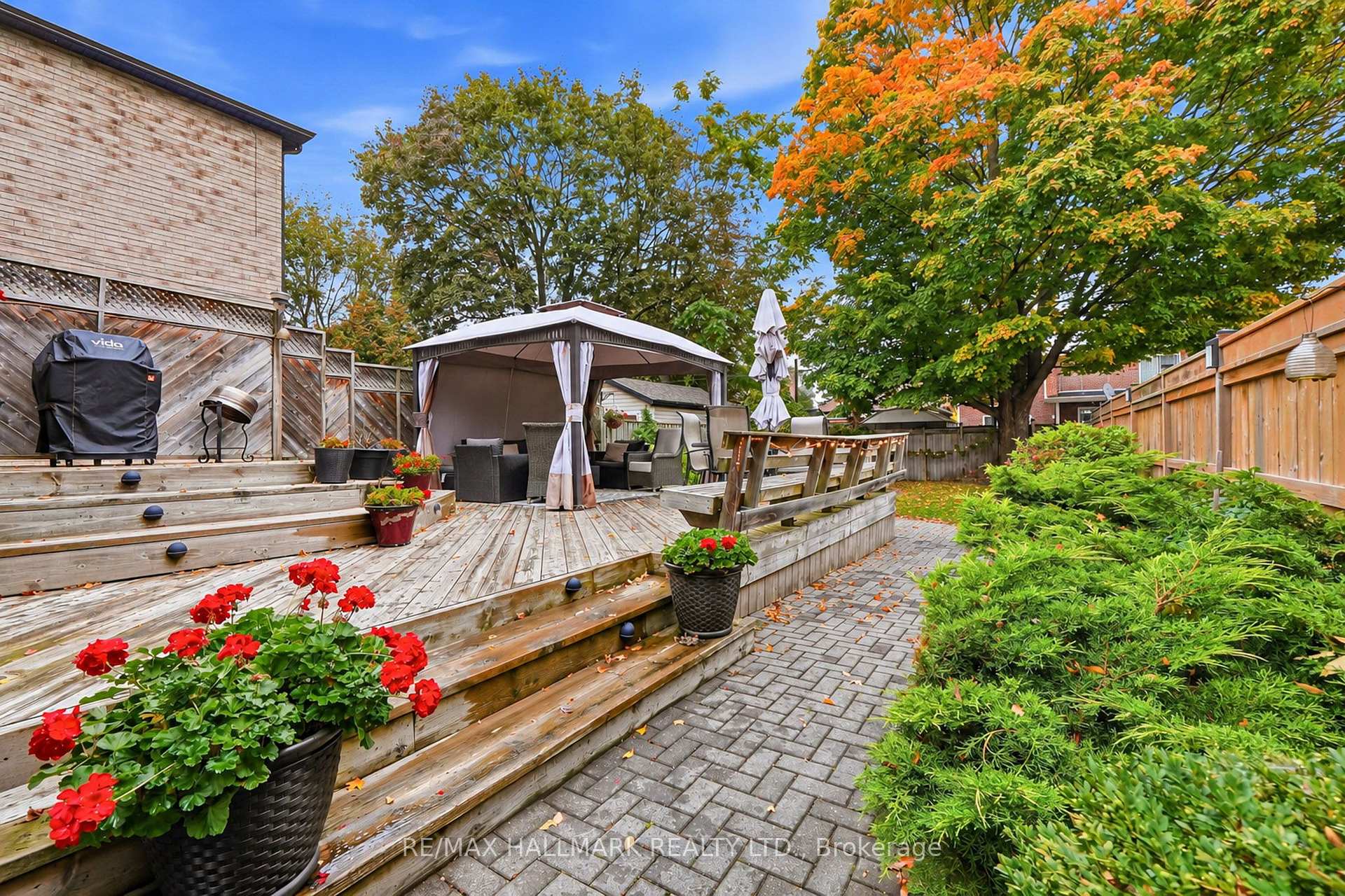 Photo 37 of 57 Athlone Road, Toronto, East York — HOMEH