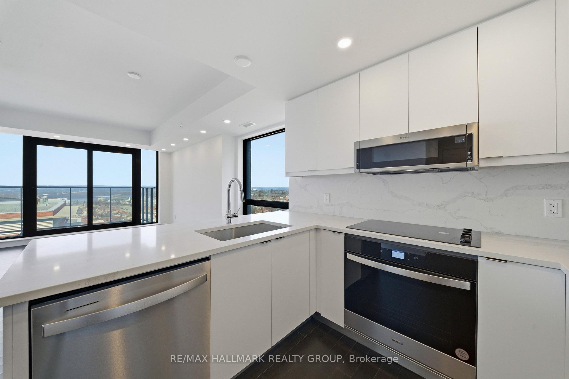 Photo 11 of Unit 2406, 180 George Street, Ottawa, Lower Town/Byward Market — HOMEH