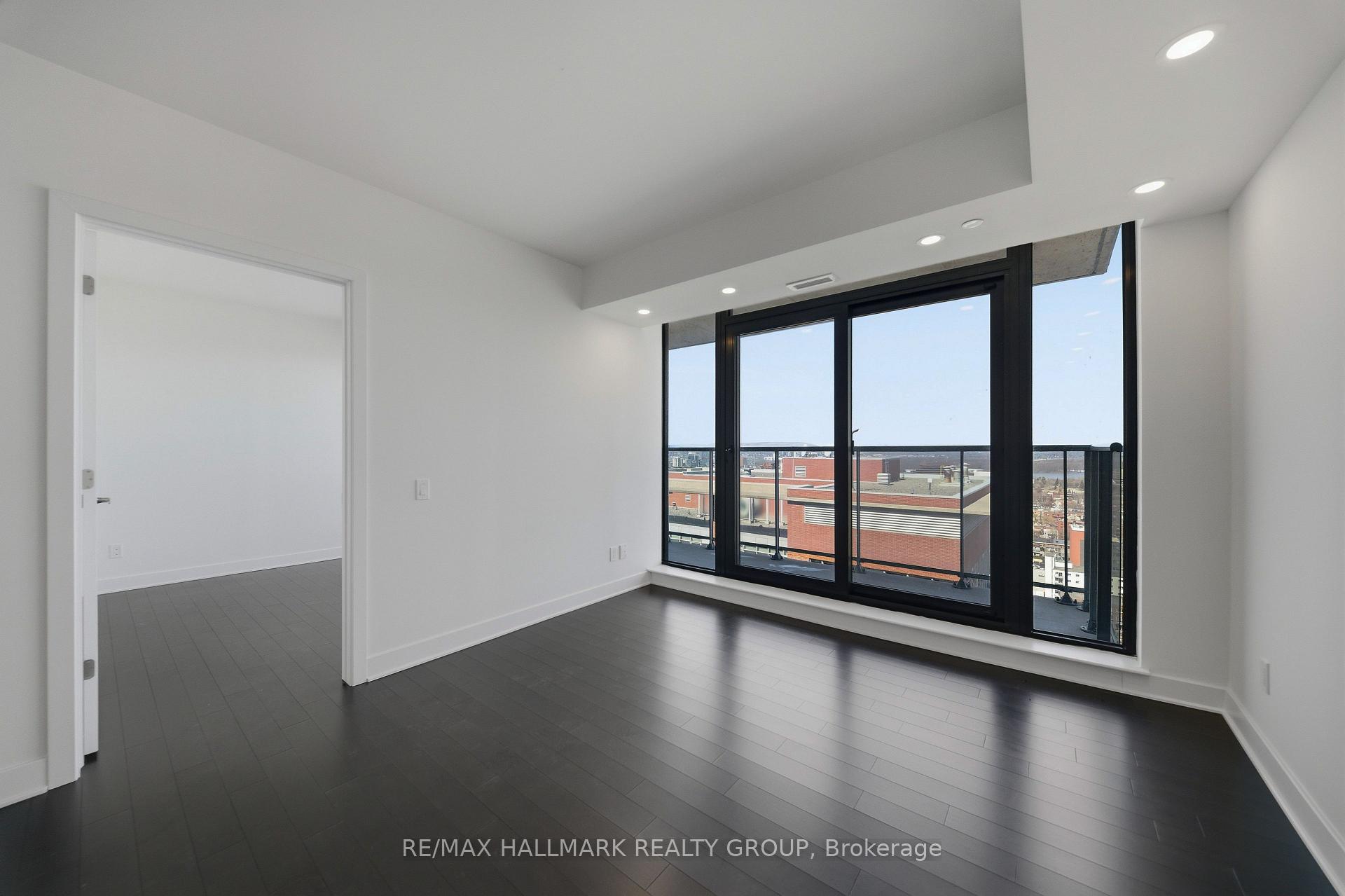 Photo 13 of Unit 2406, 180 George Street, Ottawa, Lower Town/Byward Market — HOMEH