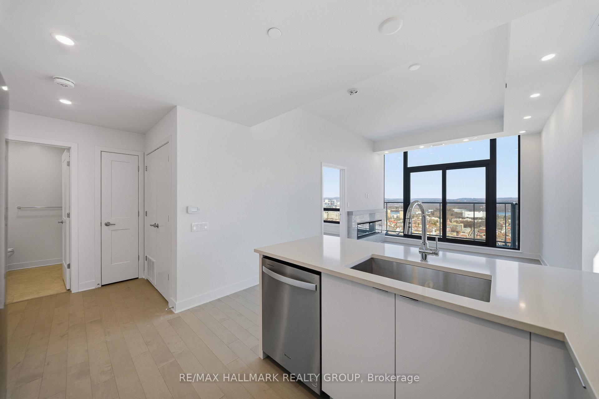 Photo 10 of Unit 2605, 180 George Street, Ottawa, Lower Town/Byward Market — HOMEH