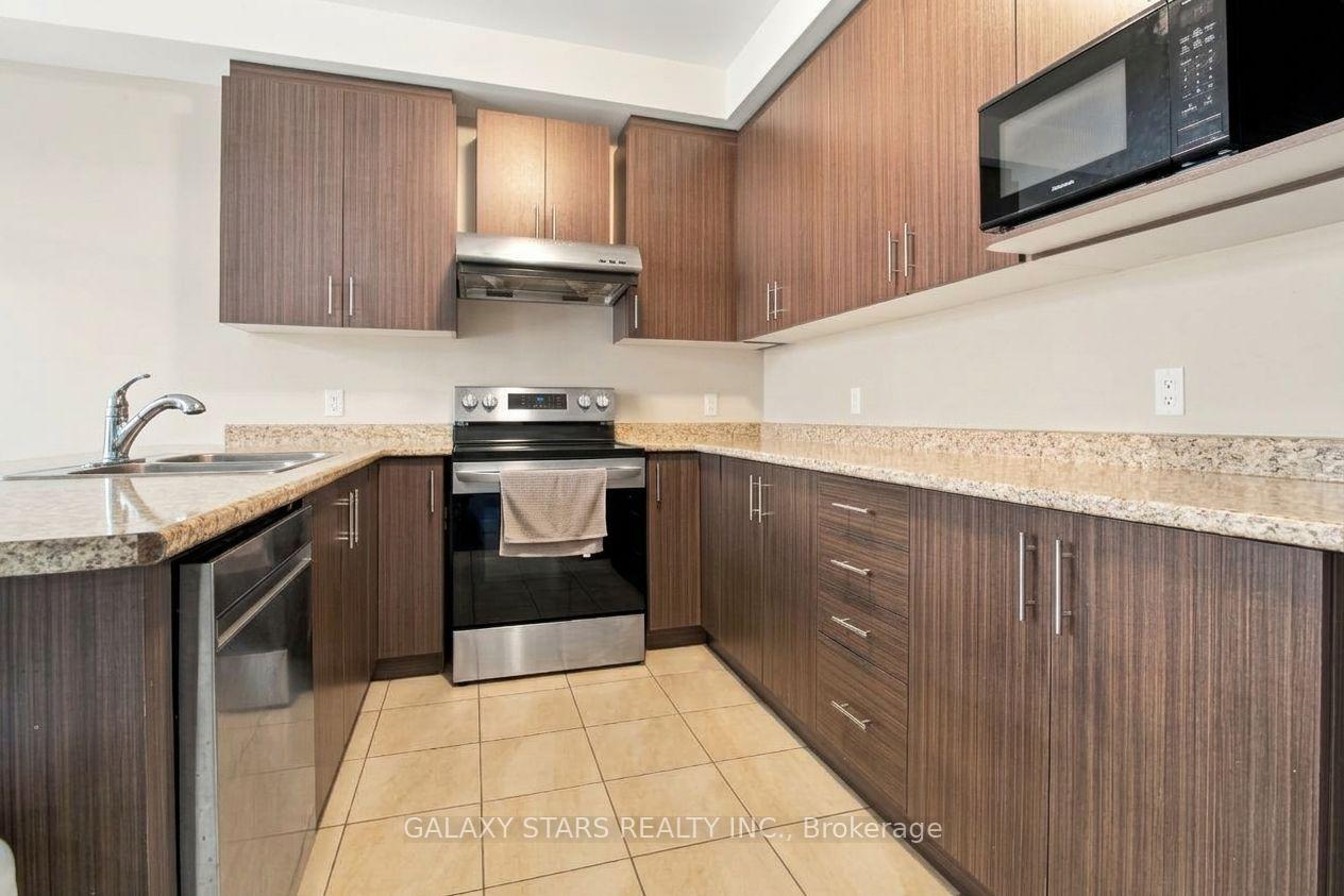 Photo 9 of 297 Pimlico Drive, Oshawa, Windfields — HOMEH