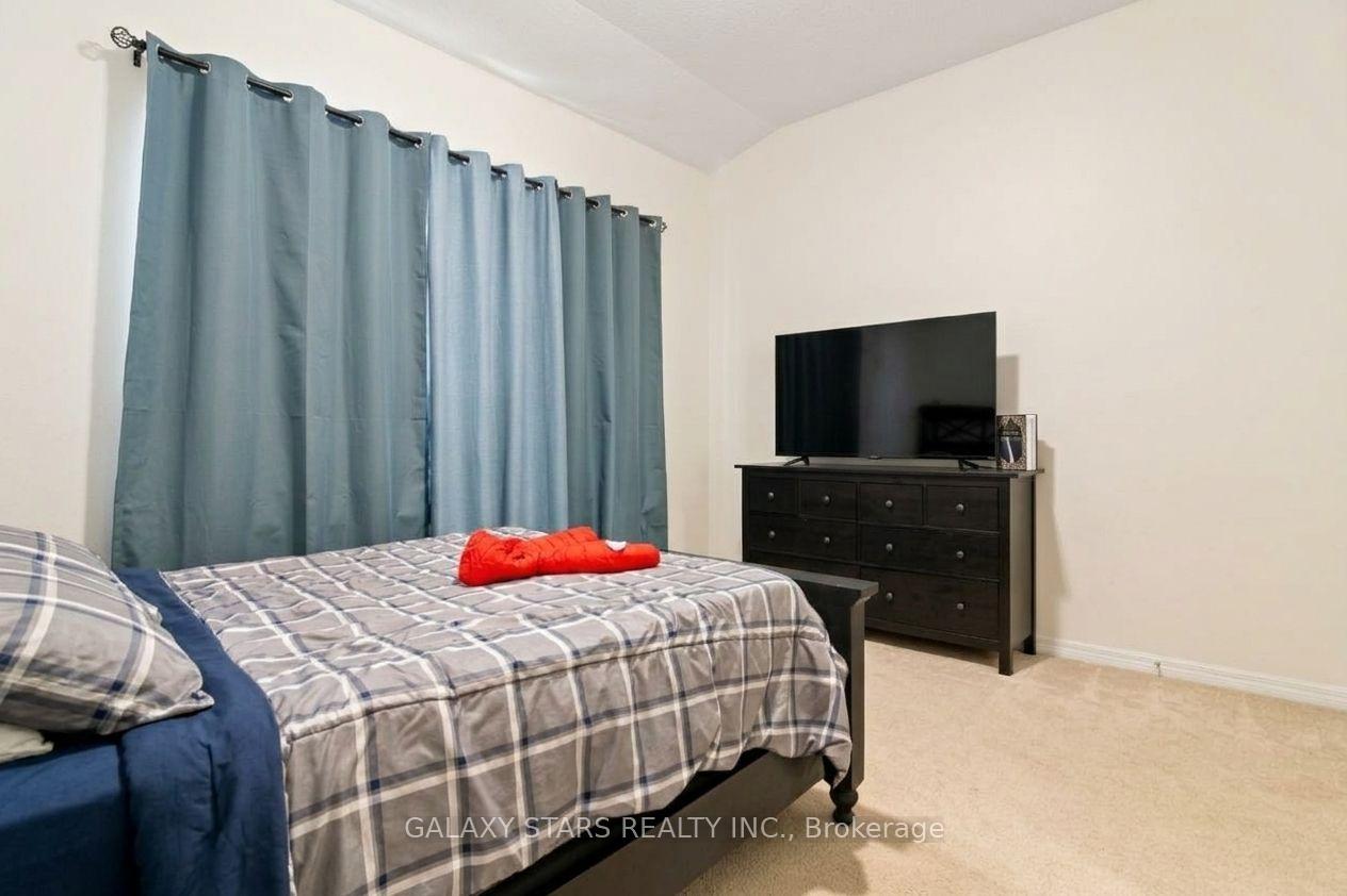 Photo 17 of 297 Pimlico Drive, Oshawa, Windfields — HOMEH
