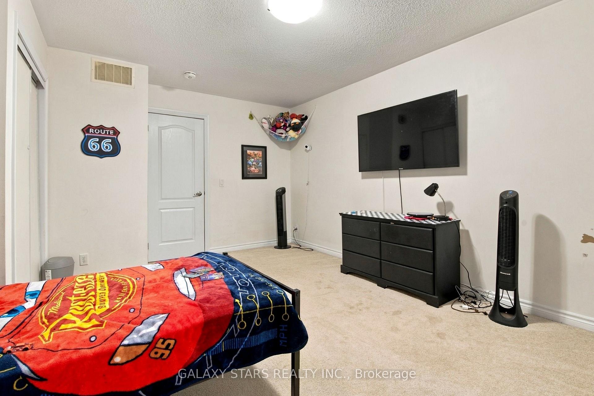 Photo 19 of 297 Pimlico Drive, Oshawa, Windfields — HOMEH