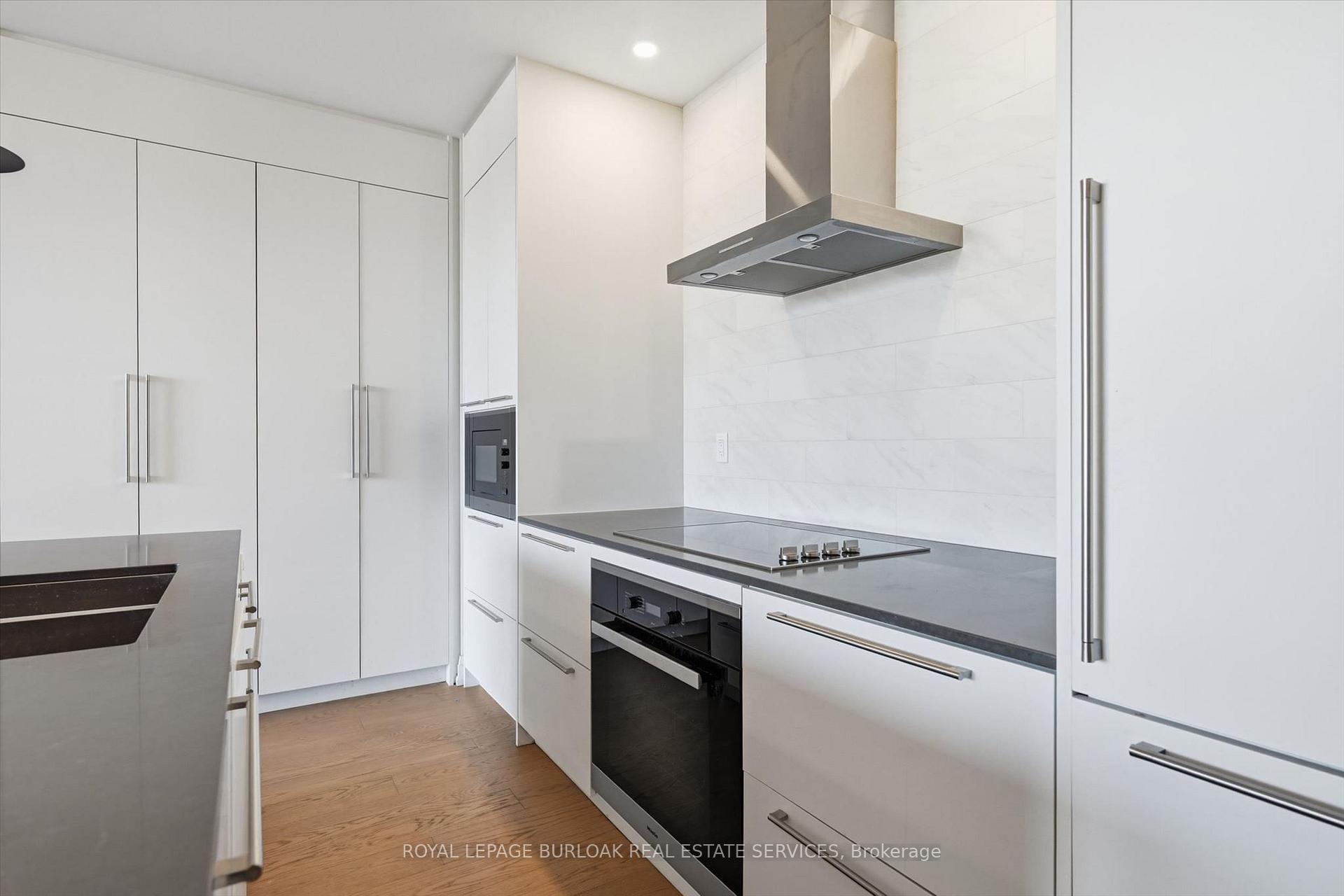 Photo 11 of Unit 407, 1441 Elgin Street, Burlington, Brant — HOMEH