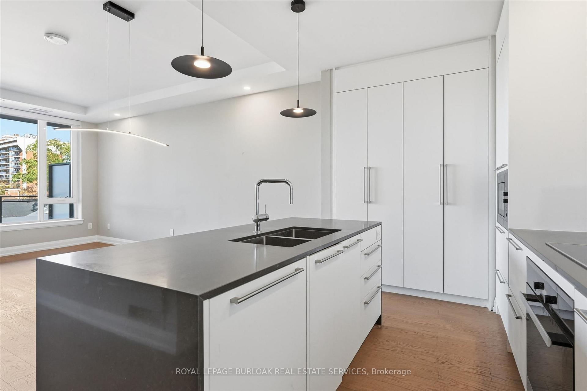 Photo 12 of Unit 407, 1441 Elgin Street, Burlington, Brant — HOMEH