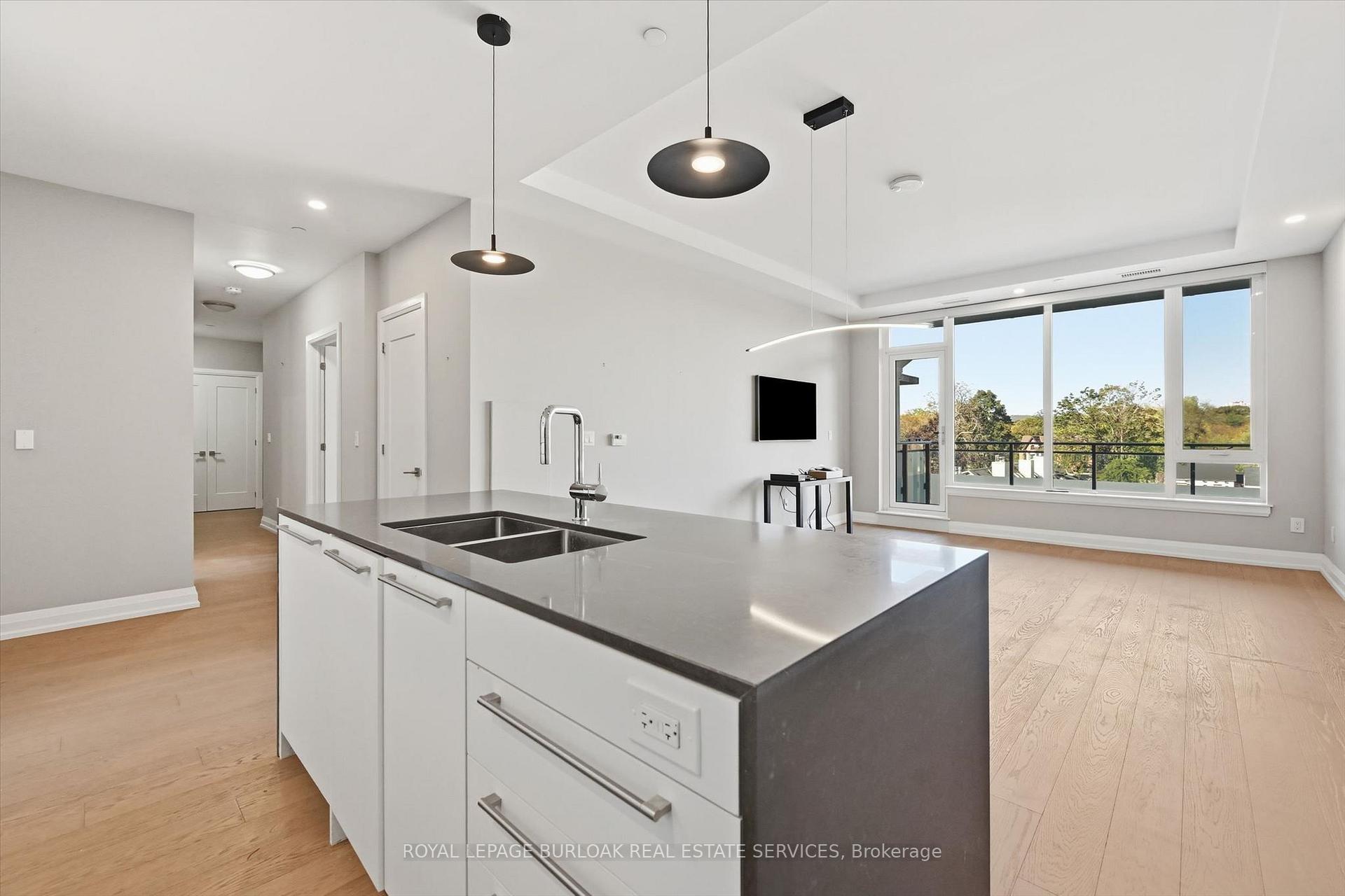 Photo 13 of Unit 407, 1441 Elgin Street, Burlington, Brant — HOMEH