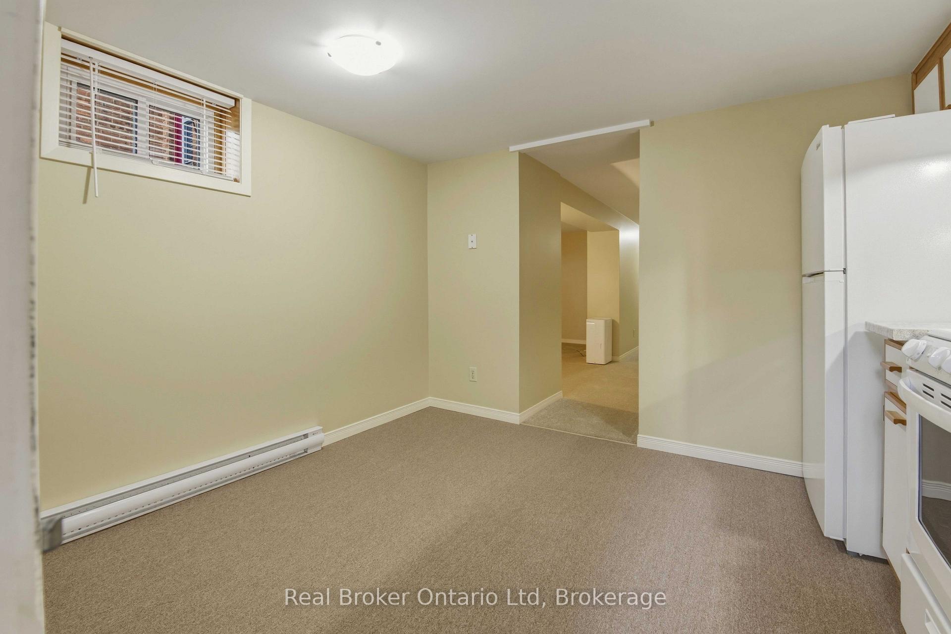 Photo 5 of 940 5th Avenue E, Owen Sound — HOMEH
