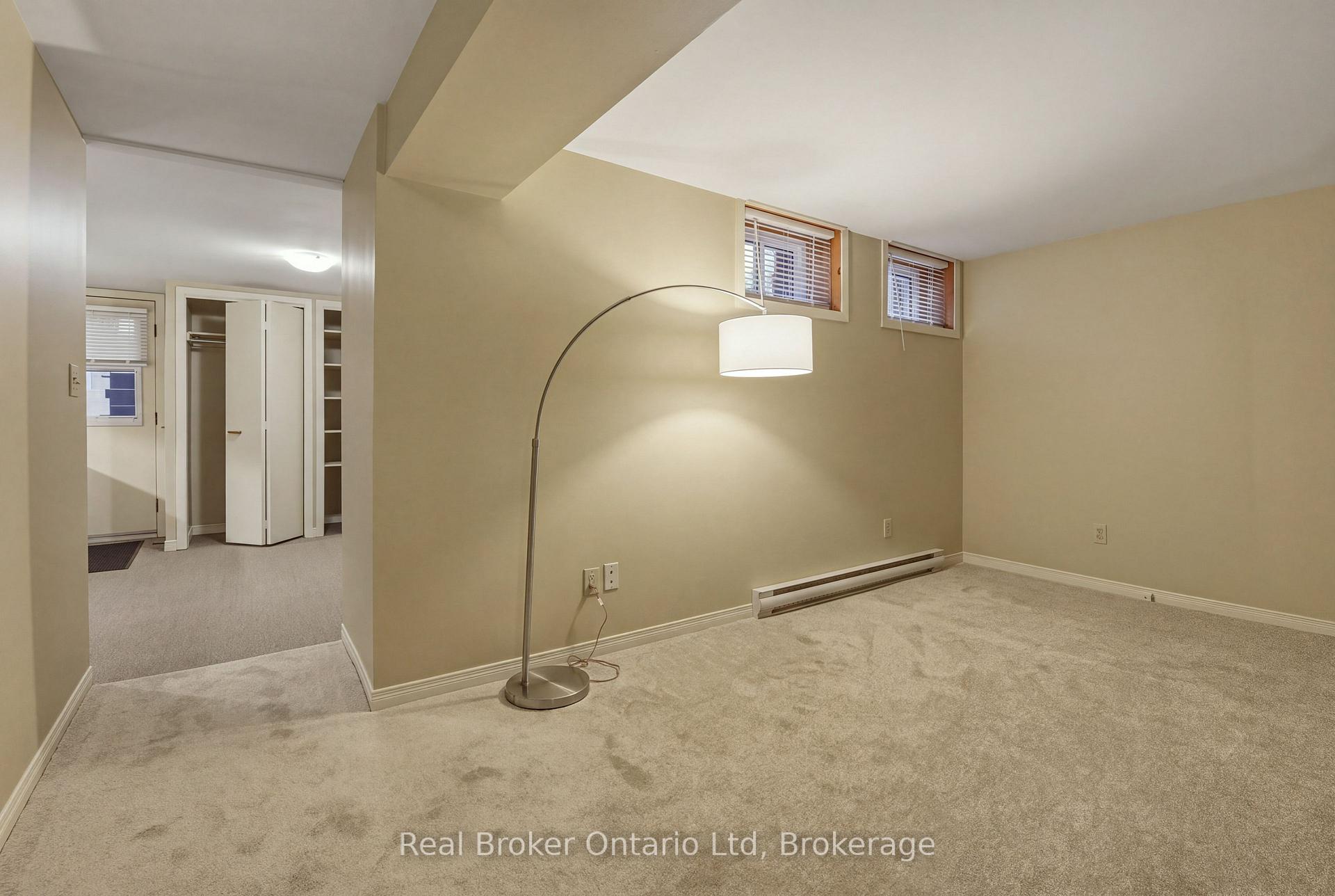 Photo 10 of 940 5th Avenue E, Owen Sound — HOMEH