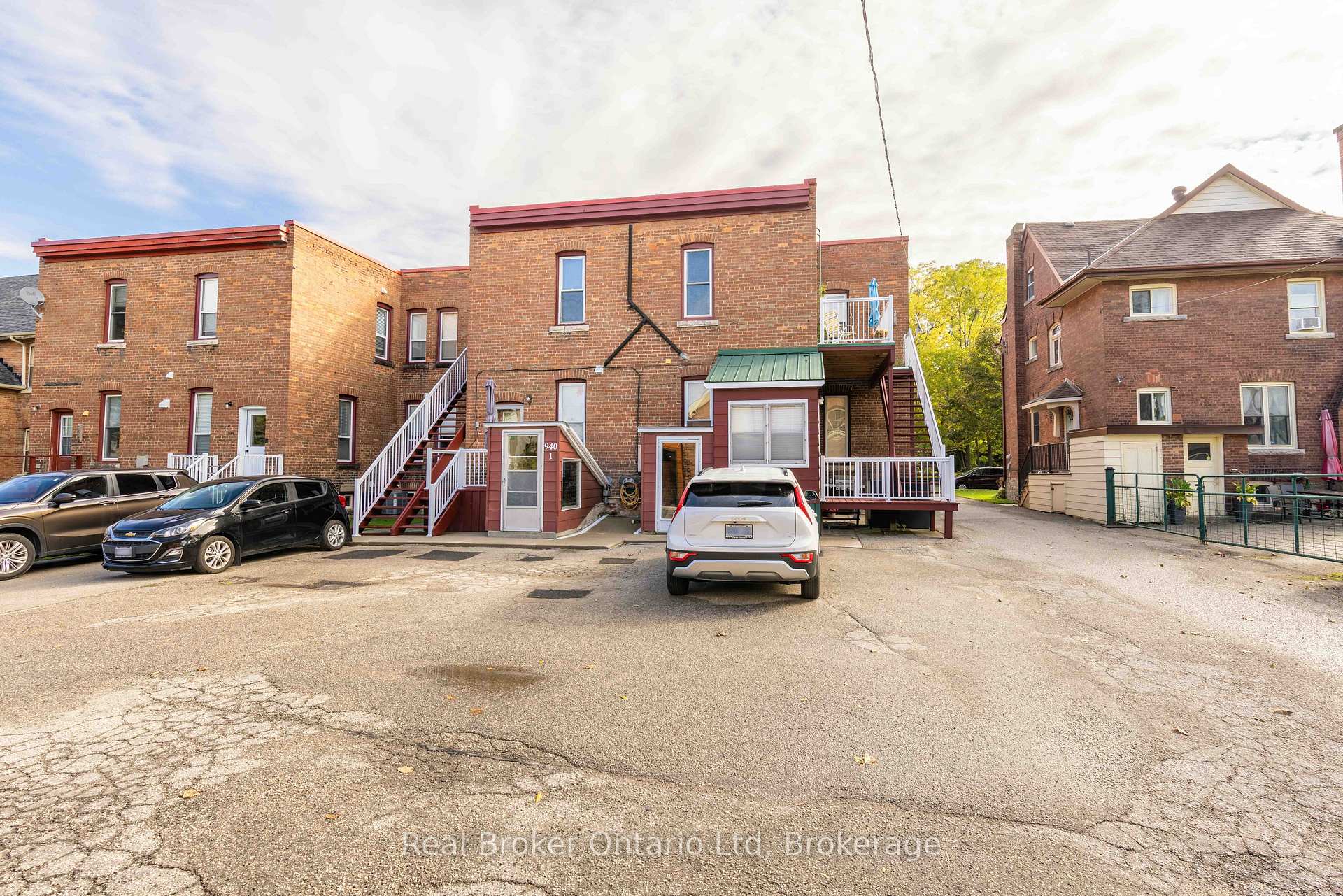 Photo 20 of 940 5th Avenue E, Owen Sound — HOMEH