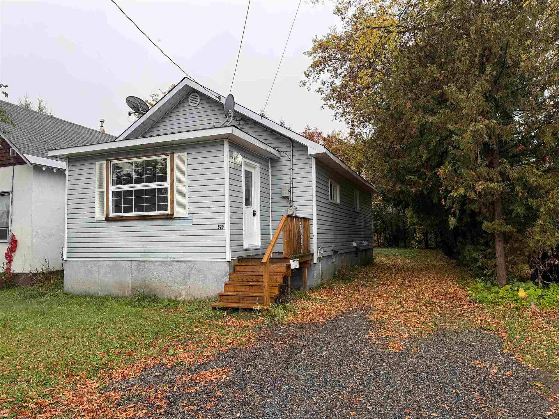 Photo of 529 Northland Road