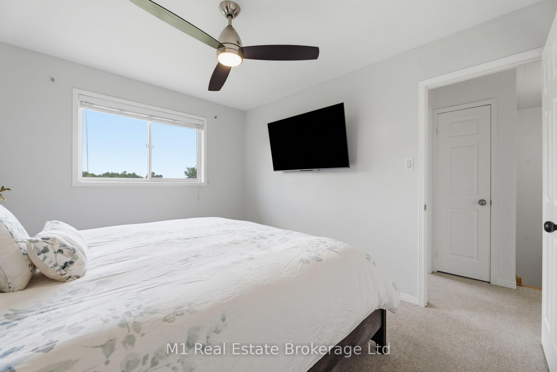Photo 22 of 308 Daniel Crescent, Centre Wellington, Elora/Salem — HOMEH