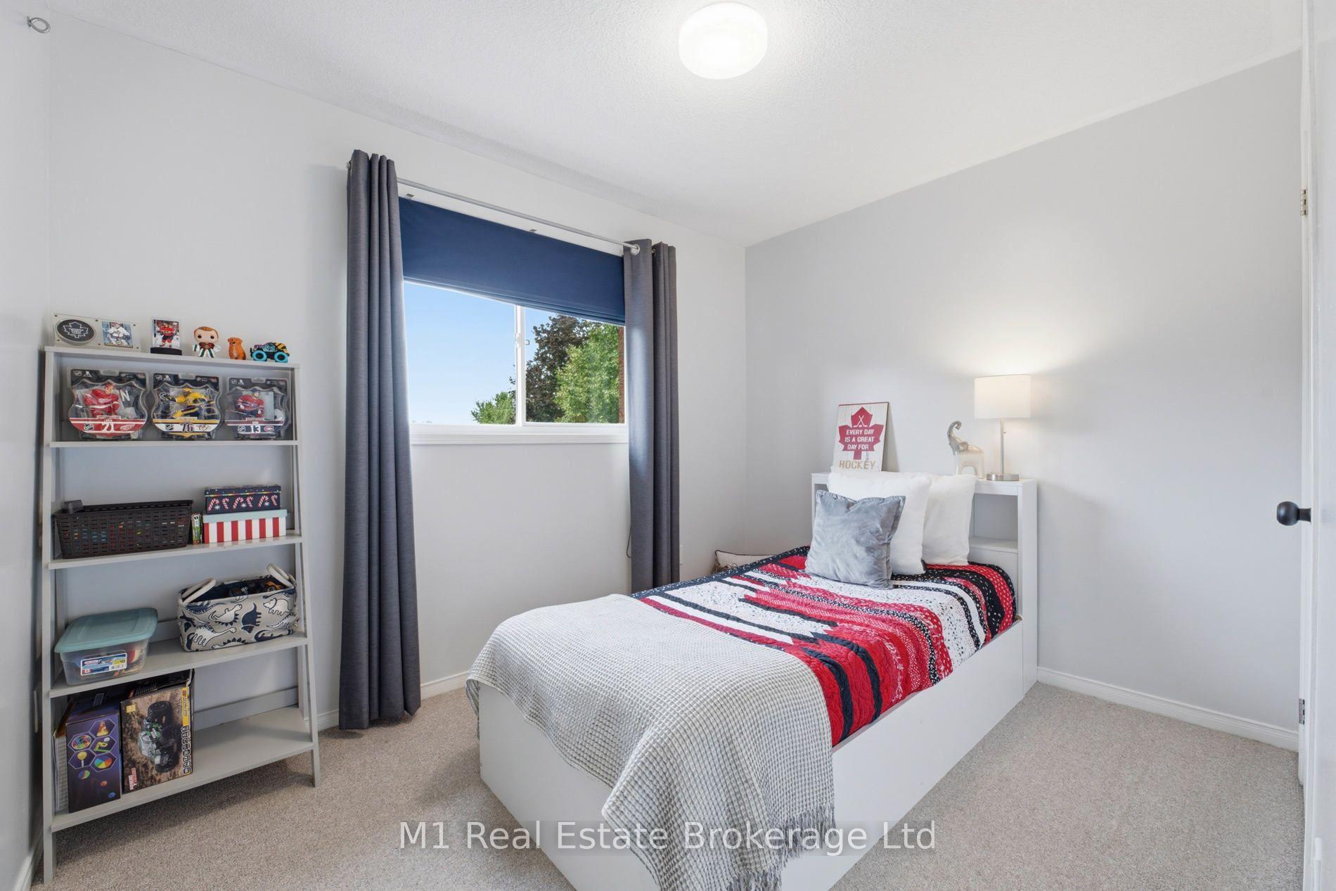 Photo 23 of 308 Daniel Crescent, Centre Wellington, Elora/Salem — HOMEH