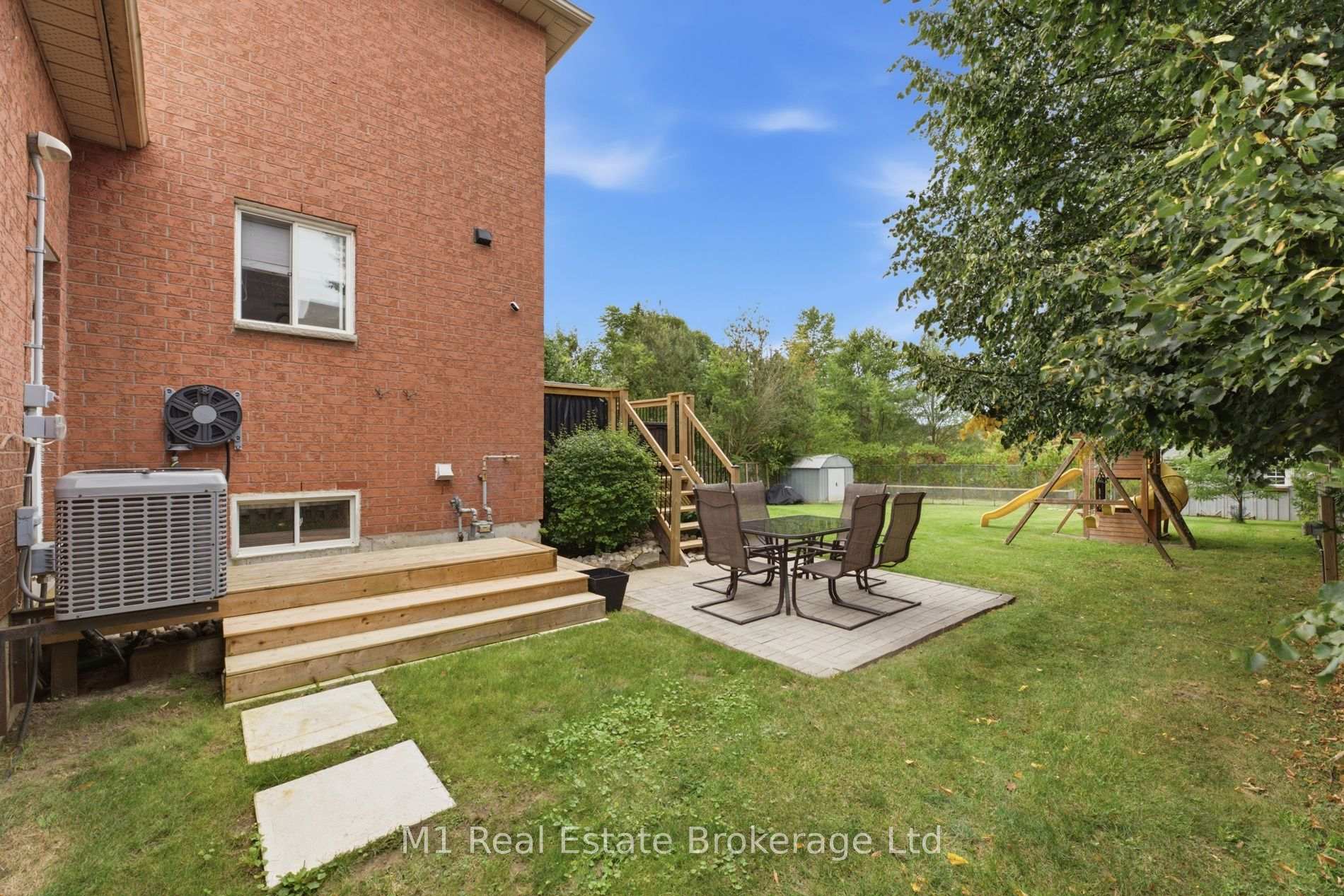 Photo 38 of 308 Daniel Crescent, Centre Wellington, Elora/Salem — HOMEH