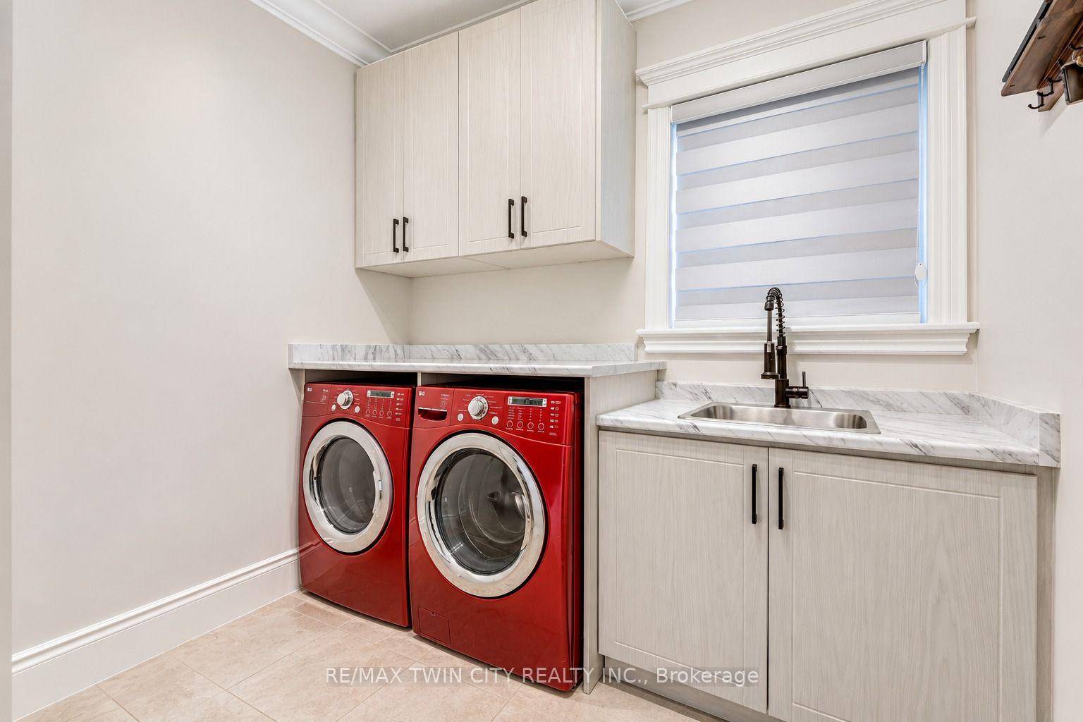 Photo 18 of 444 Thomas Slee Drive, Kitchener, Doon South — HOMEH