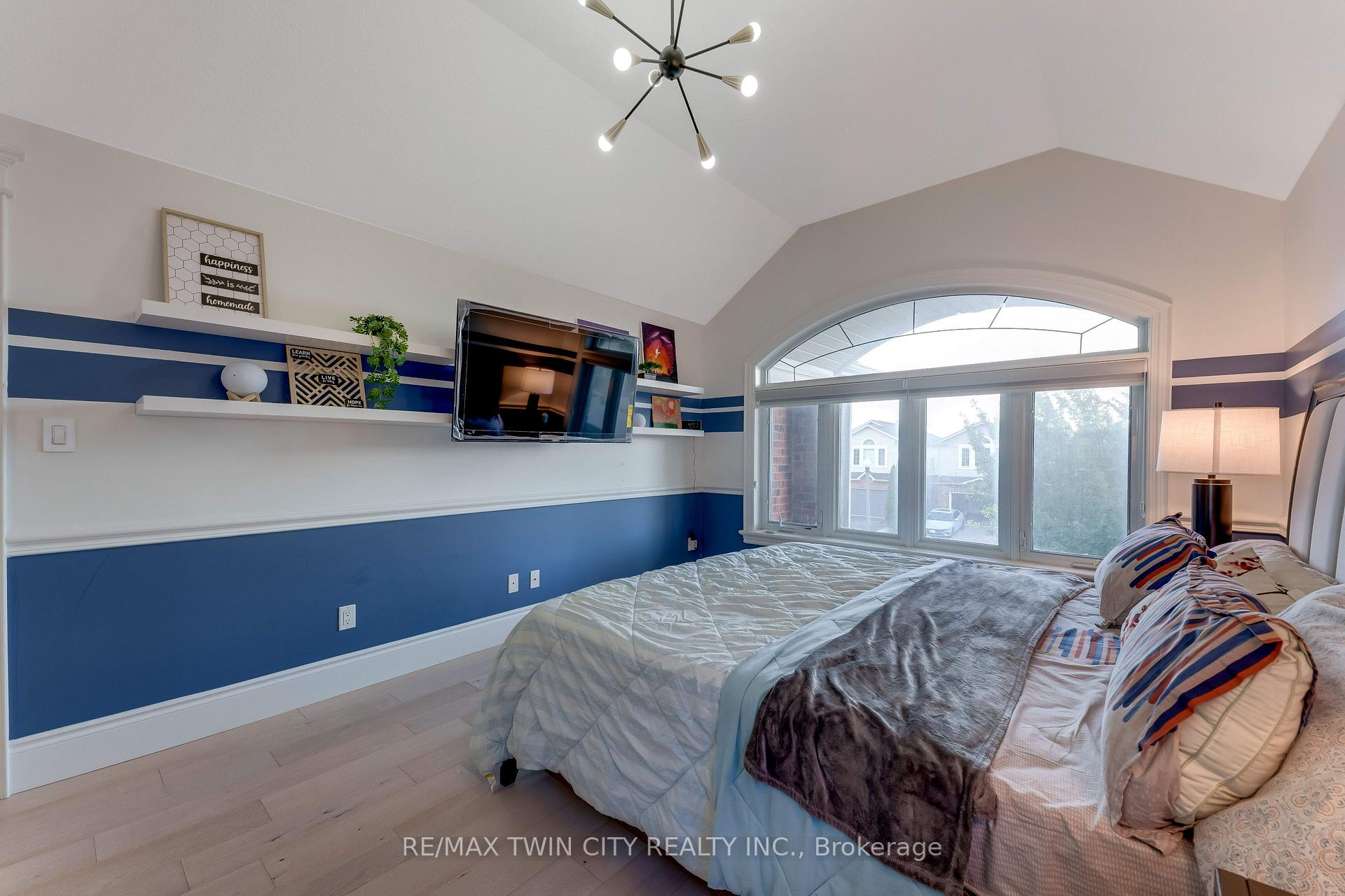 Photo 26 of 444 Thomas Slee Drive, Kitchener, Doon South — HOMEH