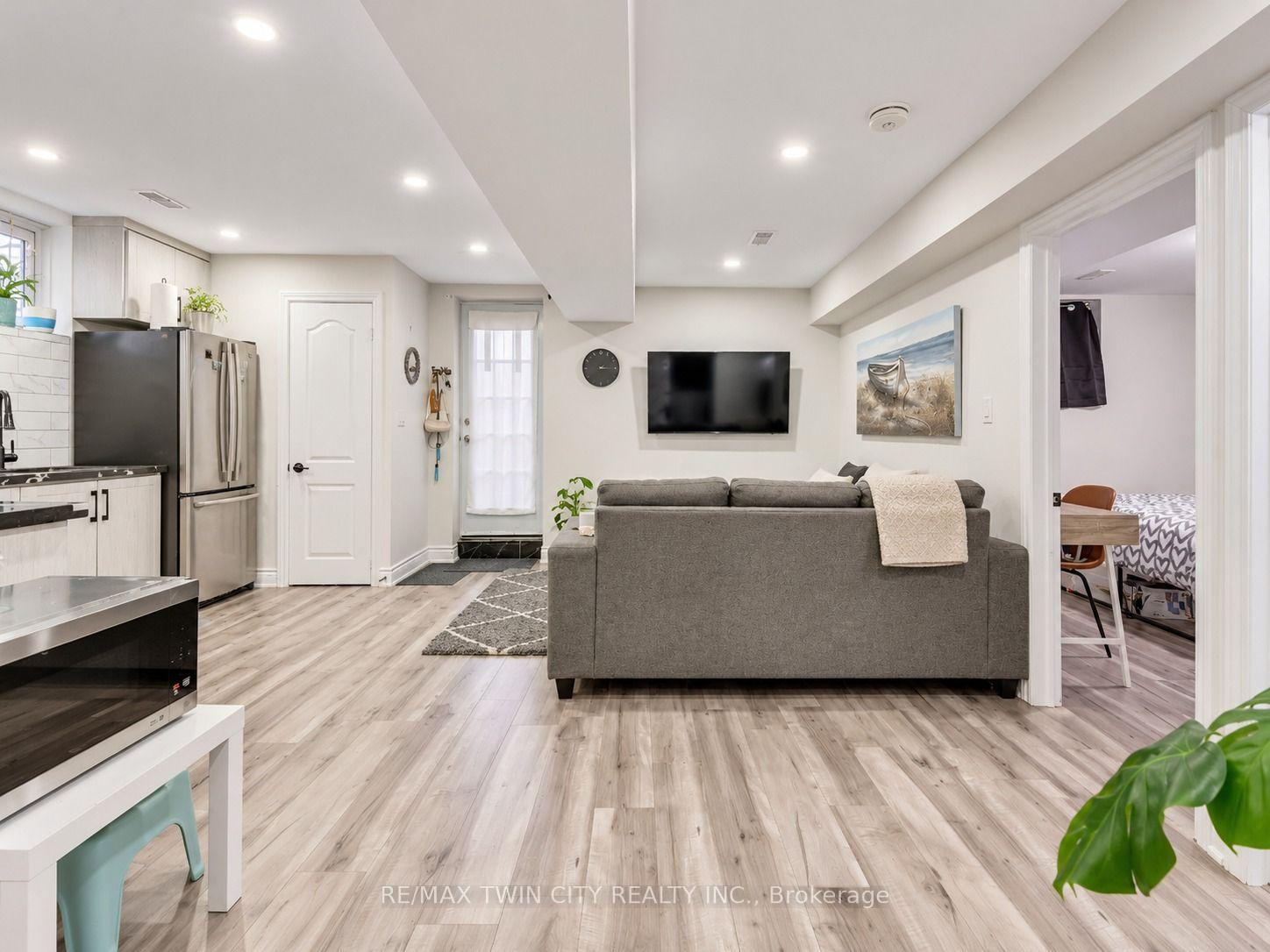 Photo 35 of 444 Thomas Slee Drive, Kitchener, Doon South — HOMEH