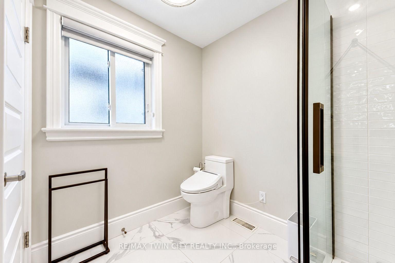 Photo 38 of 444 Thomas Slee Drive, Kitchener, Doon South — HOMEH