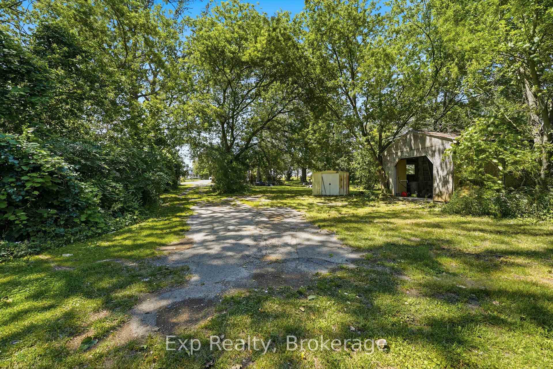 Photo 36 of 650 County Road 5, Prince Edward County, Hallowell Ward — HOMEH