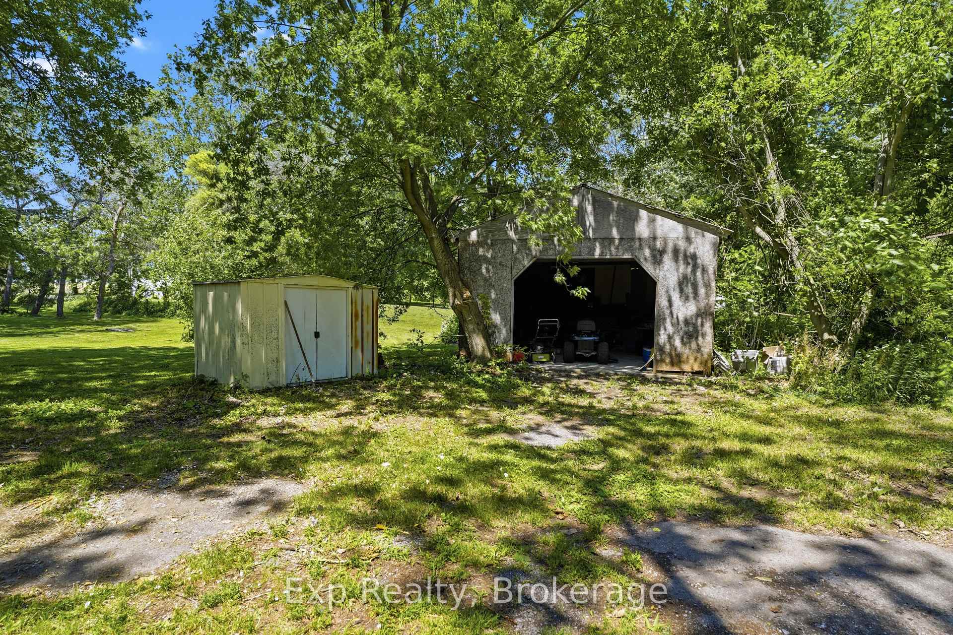 Photo 37 of 650 County Road 5, Prince Edward County, Hallowell Ward — HOMEH