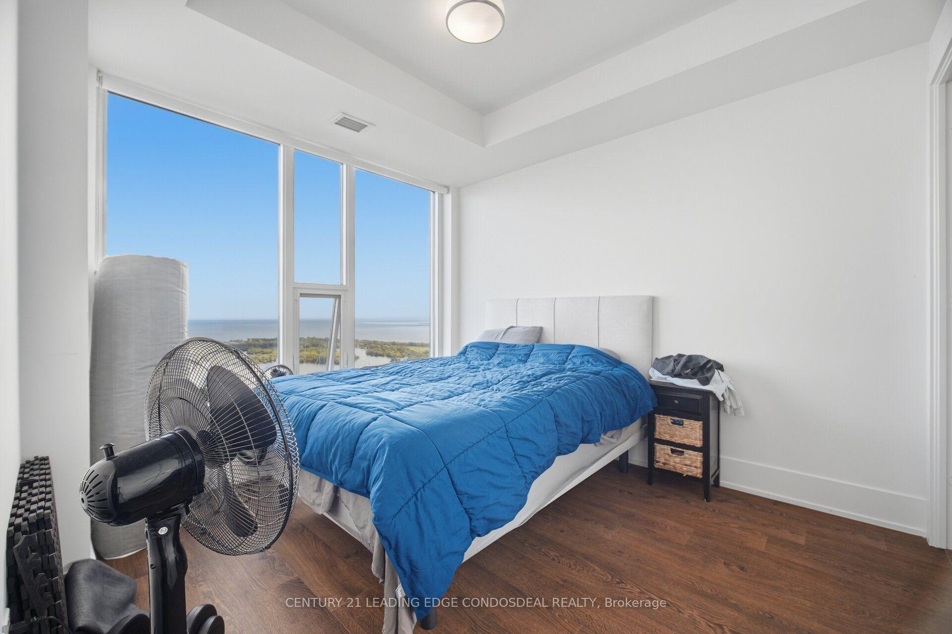 Photo 21 of Unit 6207, 10 York Street, Toronto, Waterfront Communities — HOMEH