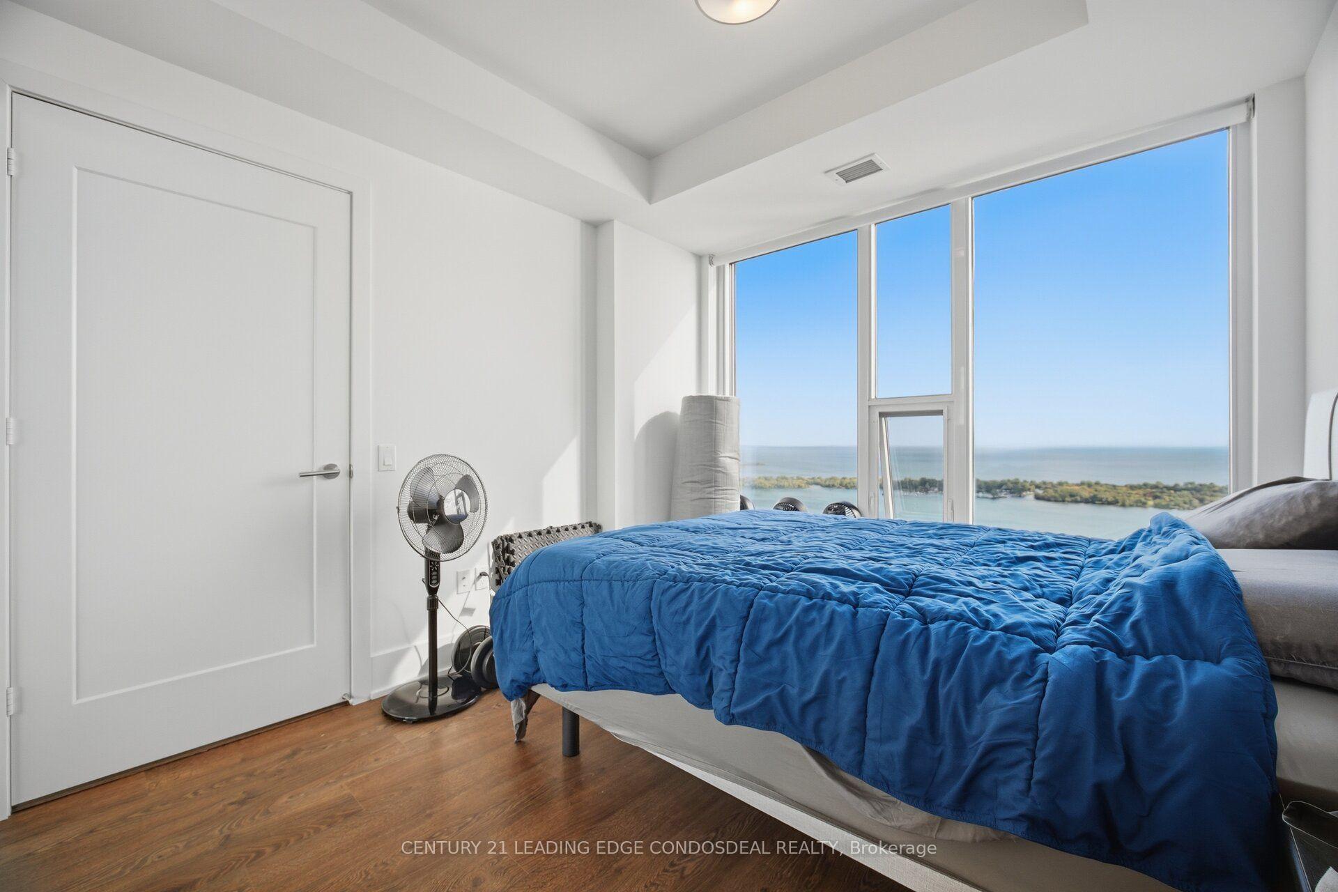 Photo 22 of Unit 6207, 10 York Street, Toronto, Waterfront Communities — HOMEH