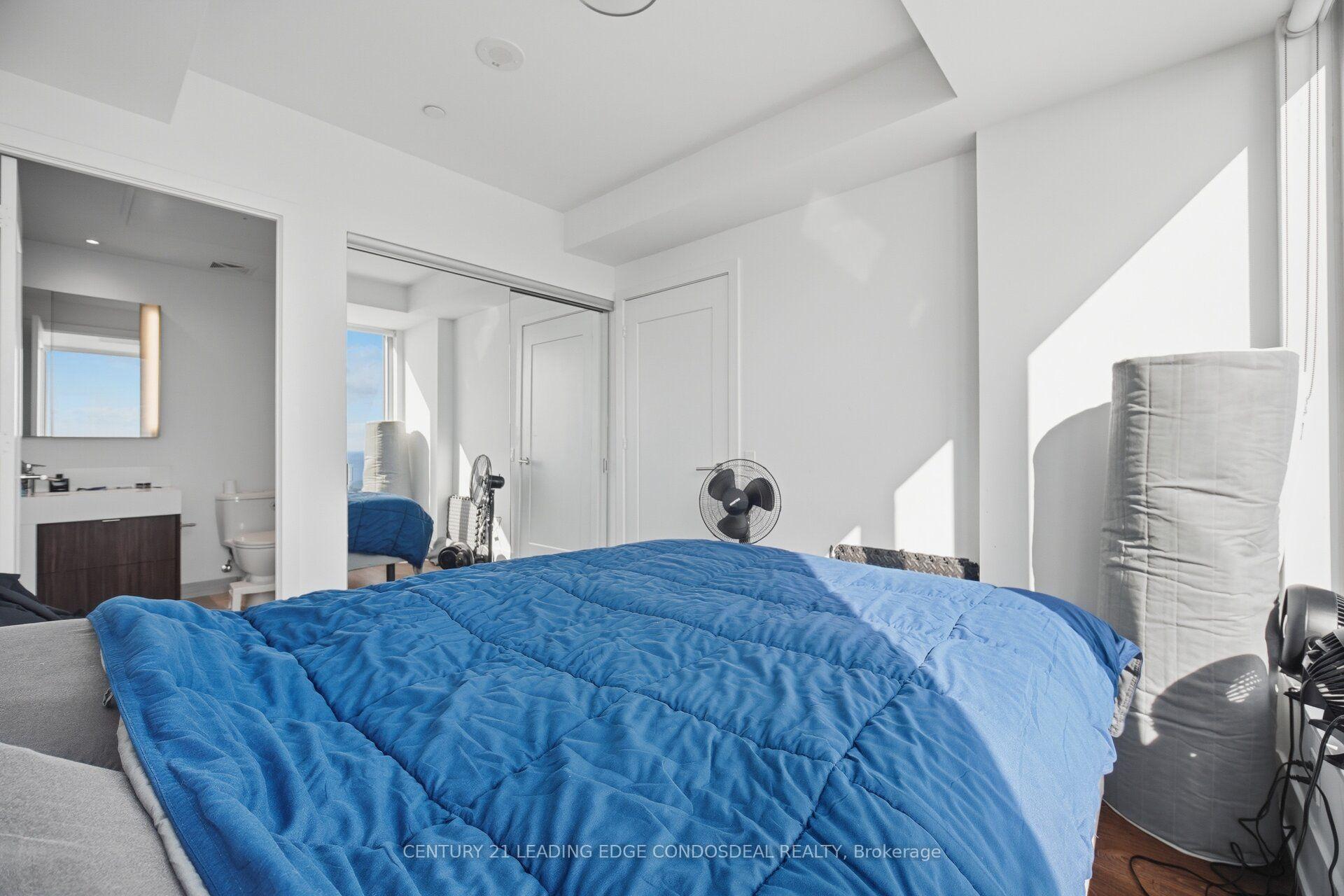 Photo 23 of Unit 6207, 10 York Street, Toronto, Waterfront Communities — HOMEH