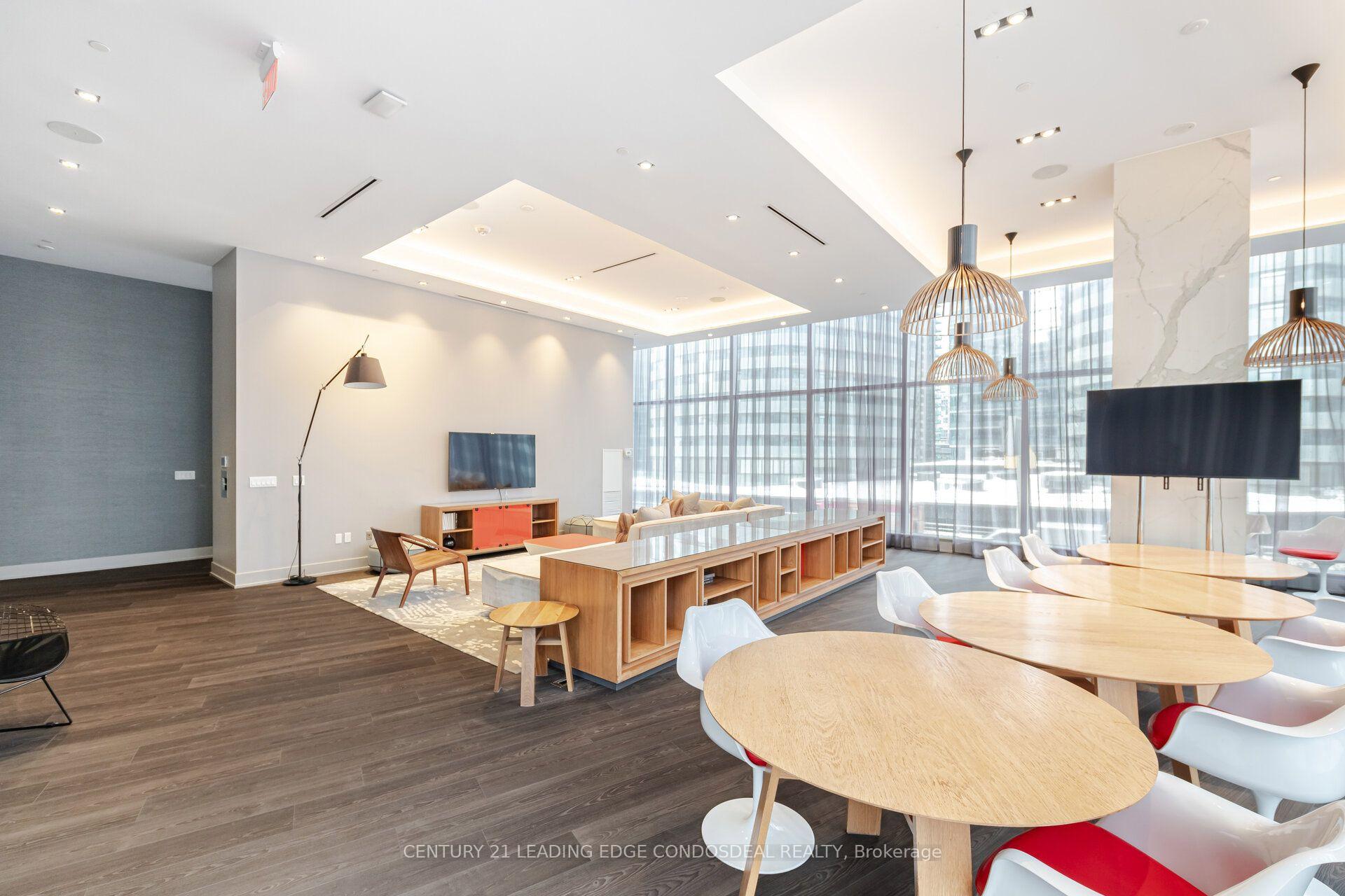 Photo 35 of Unit 6207, 10 York Street, Toronto, Waterfront Communities — HOMEH