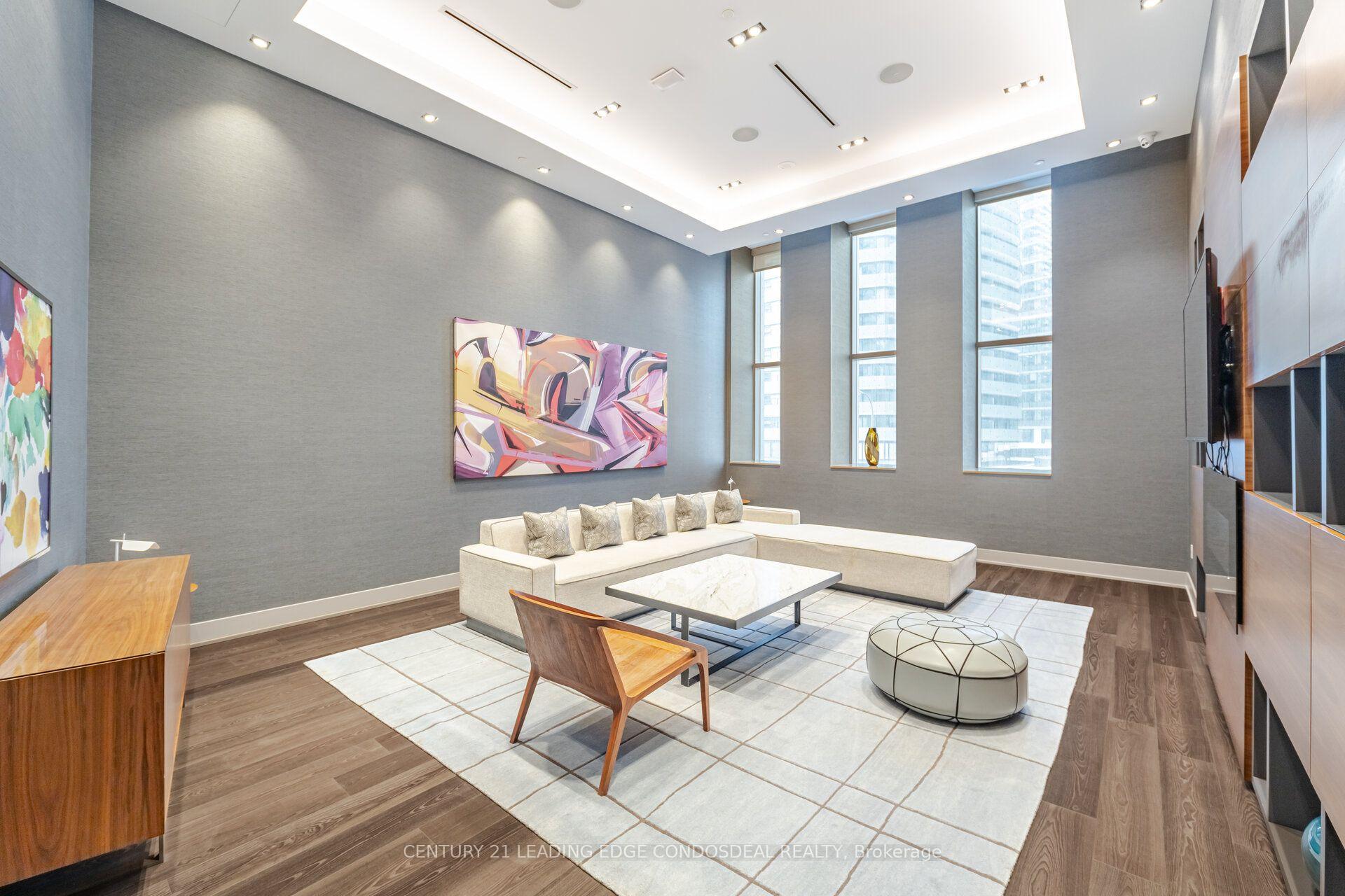 Photo 38 of Unit 6207, 10 York Street, Toronto, Waterfront Communities — HOMEH