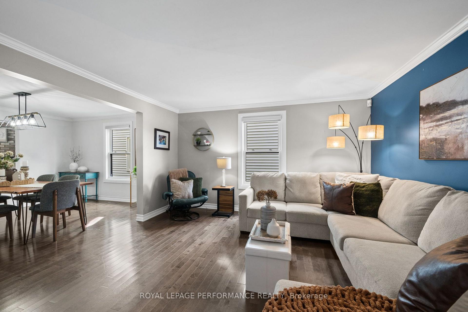 Photo 5 of 550 Foxview Place, Ottawa, CFB Rockcliffe and Area — HOMEH