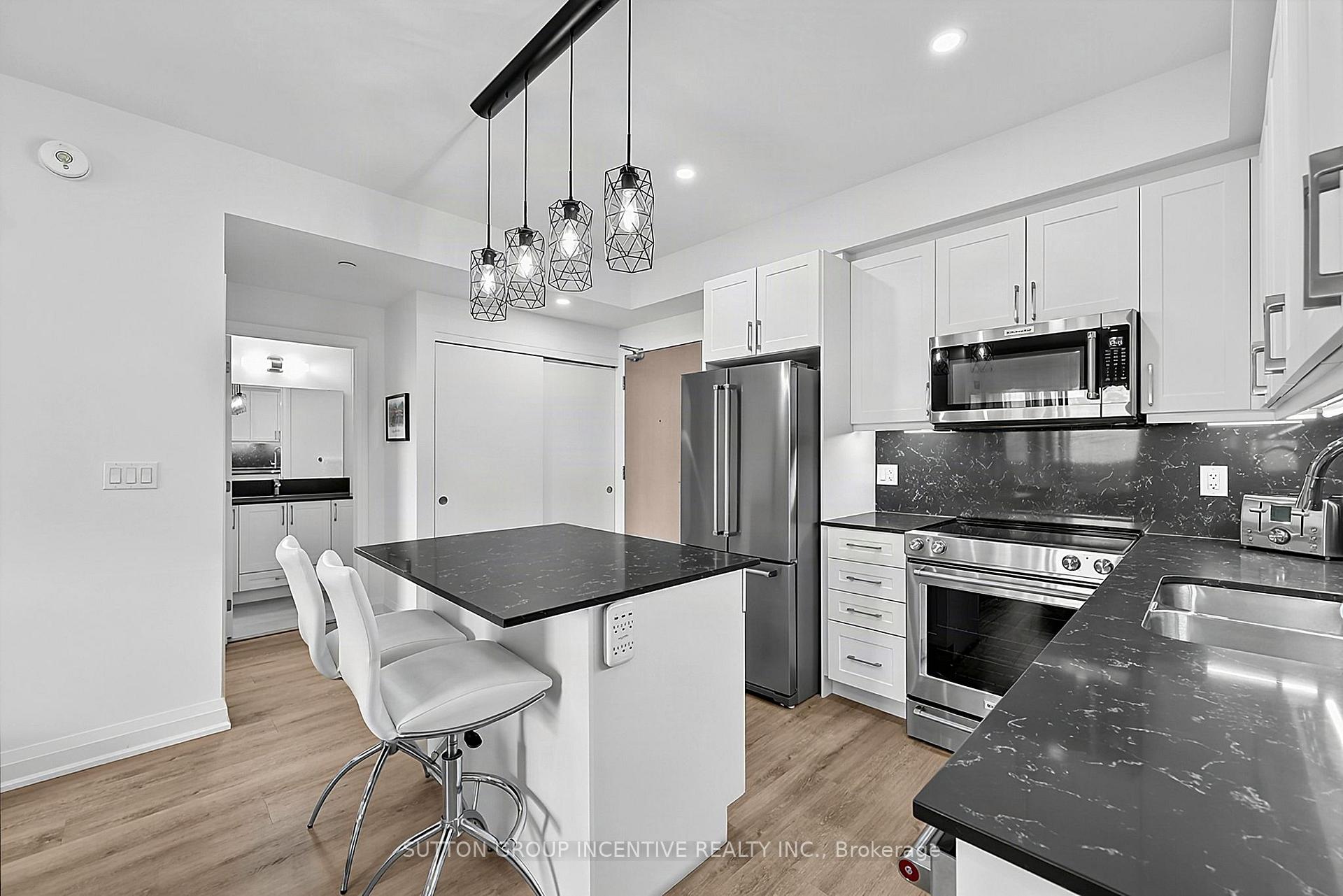 Photo 16 of Unit 1101, 58 Lakeside Terrace, Barrie, Little Lake — HOMEH