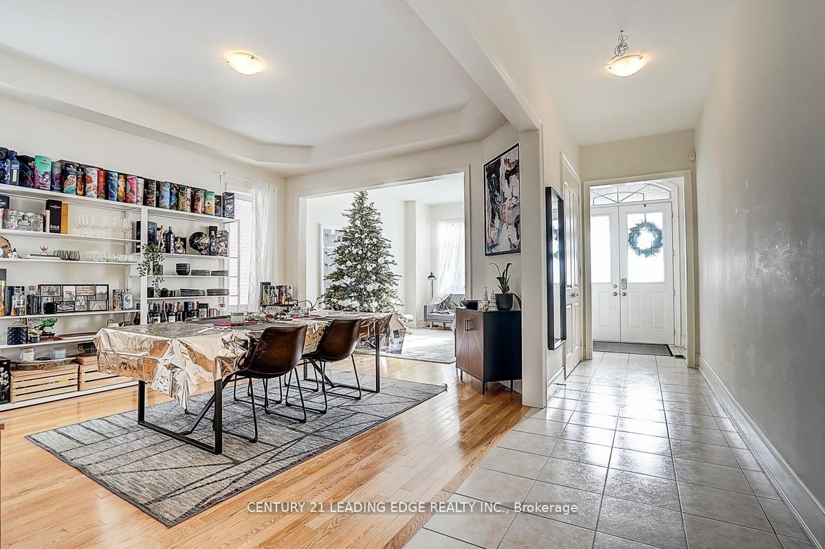Photo 4 of 455 Threshing Mill Boulevard, Oakville, Joshua Meadows — HOMEH