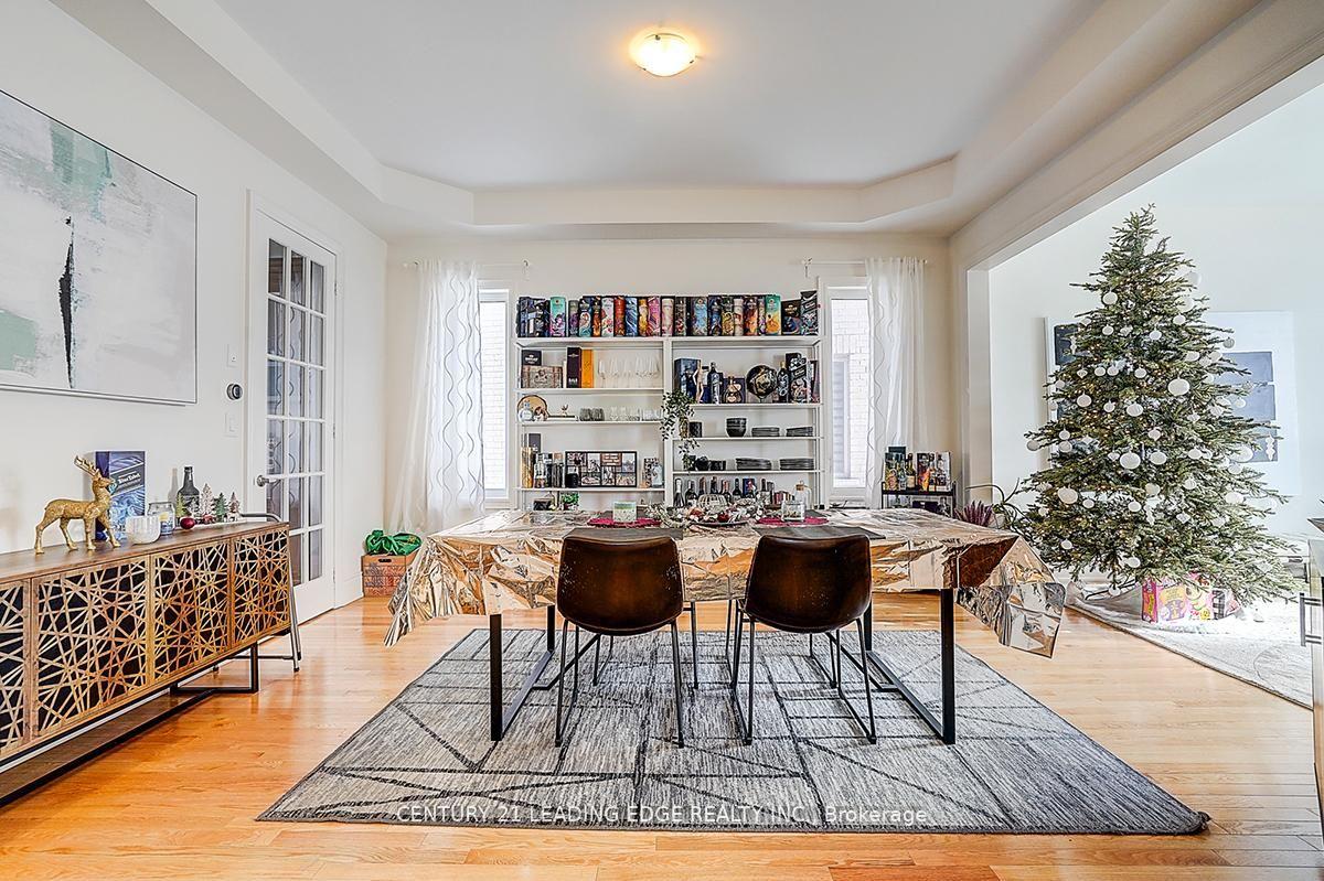 Photo 6 of 455 Threshing Mill Boulevard, Oakville, Joshua Meadows — HOMEH