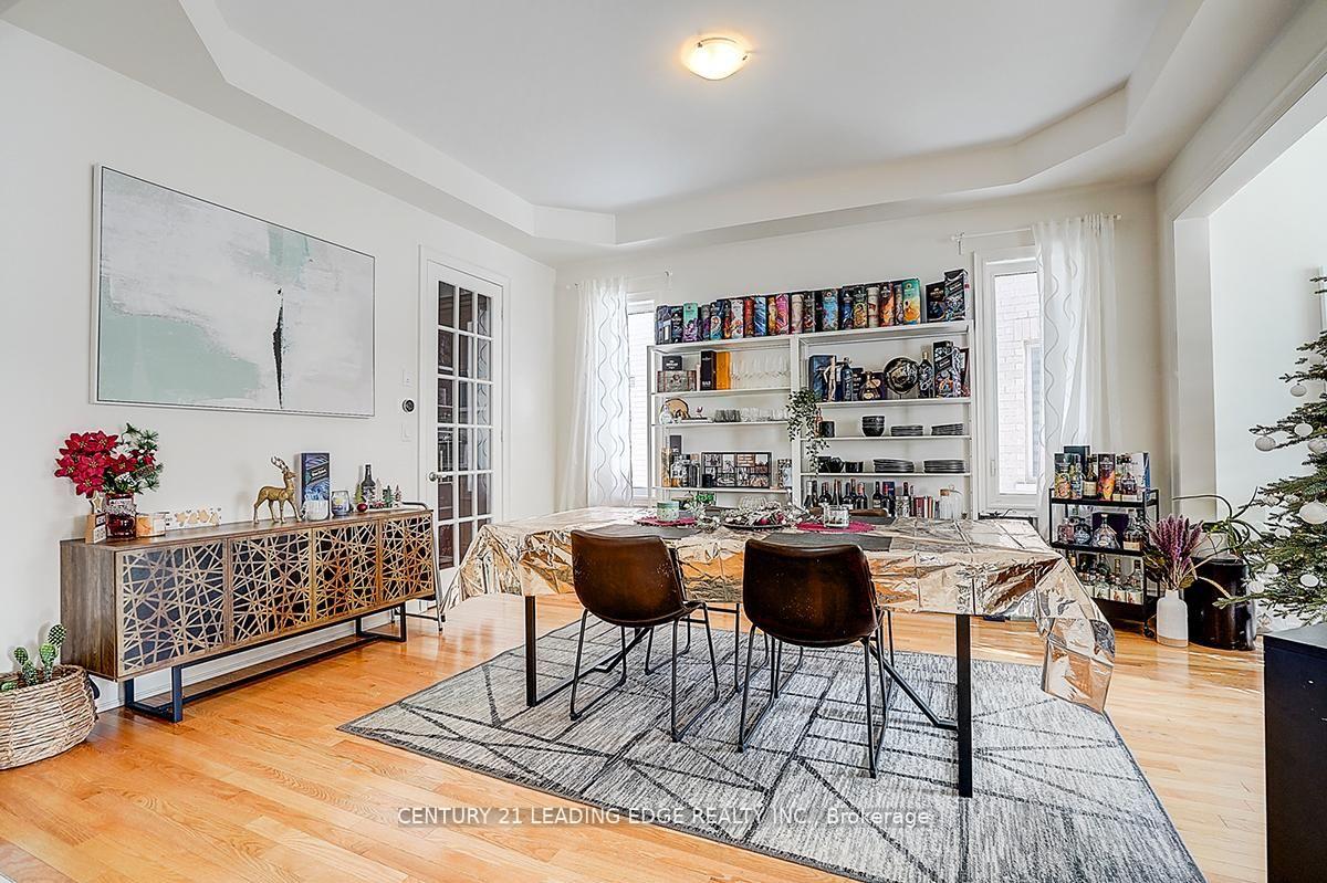 Photo 7 of 455 Threshing Mill Boulevard, Oakville, Joshua Meadows — HOMEH