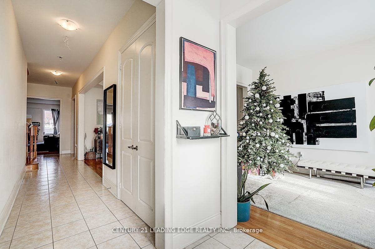 Photo 8 of 455 Threshing Mill Boulevard, Oakville, Joshua Meadows — HOMEH