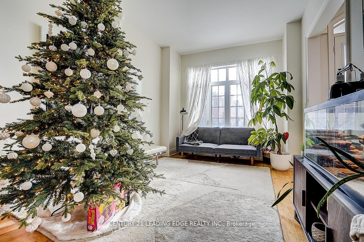 Photo 10 of 455 Threshing Mill Boulevard, Oakville, Joshua Meadows — HOMEH
