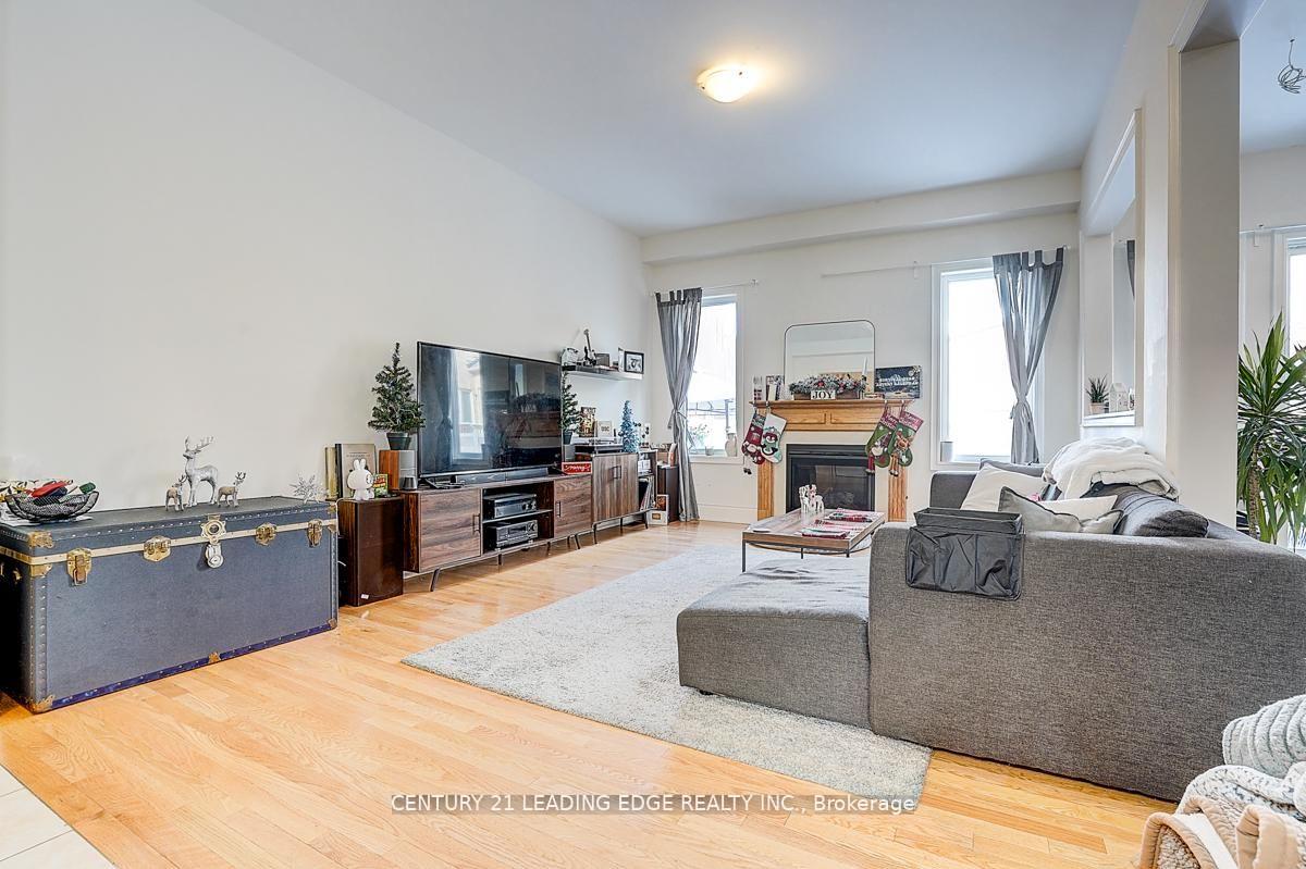 Photo 15 of 455 Threshing Mill Boulevard, Oakville, Joshua Meadows — HOMEH