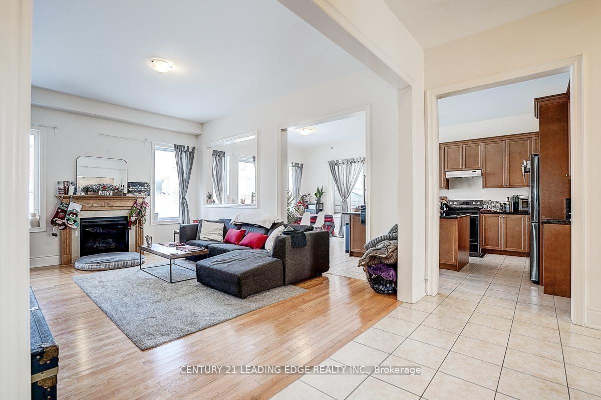 Photo 32 of 455 Threshing Mill Boulevard, Oakville, Joshua Meadows — HOMEH