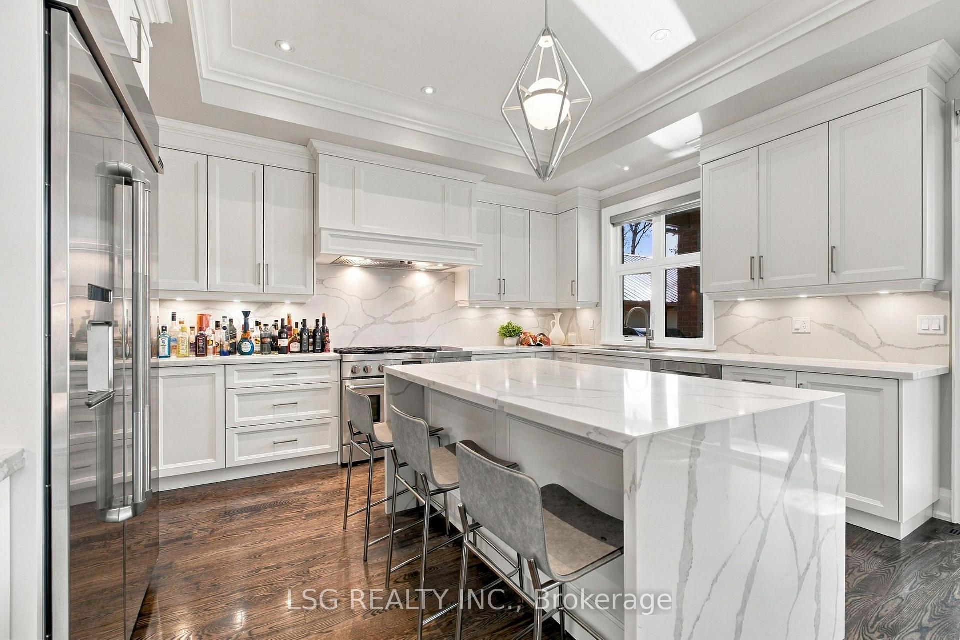 Photo 20 of 93 Kennedy Street E, Aurora, Aurora Village — HOMEH