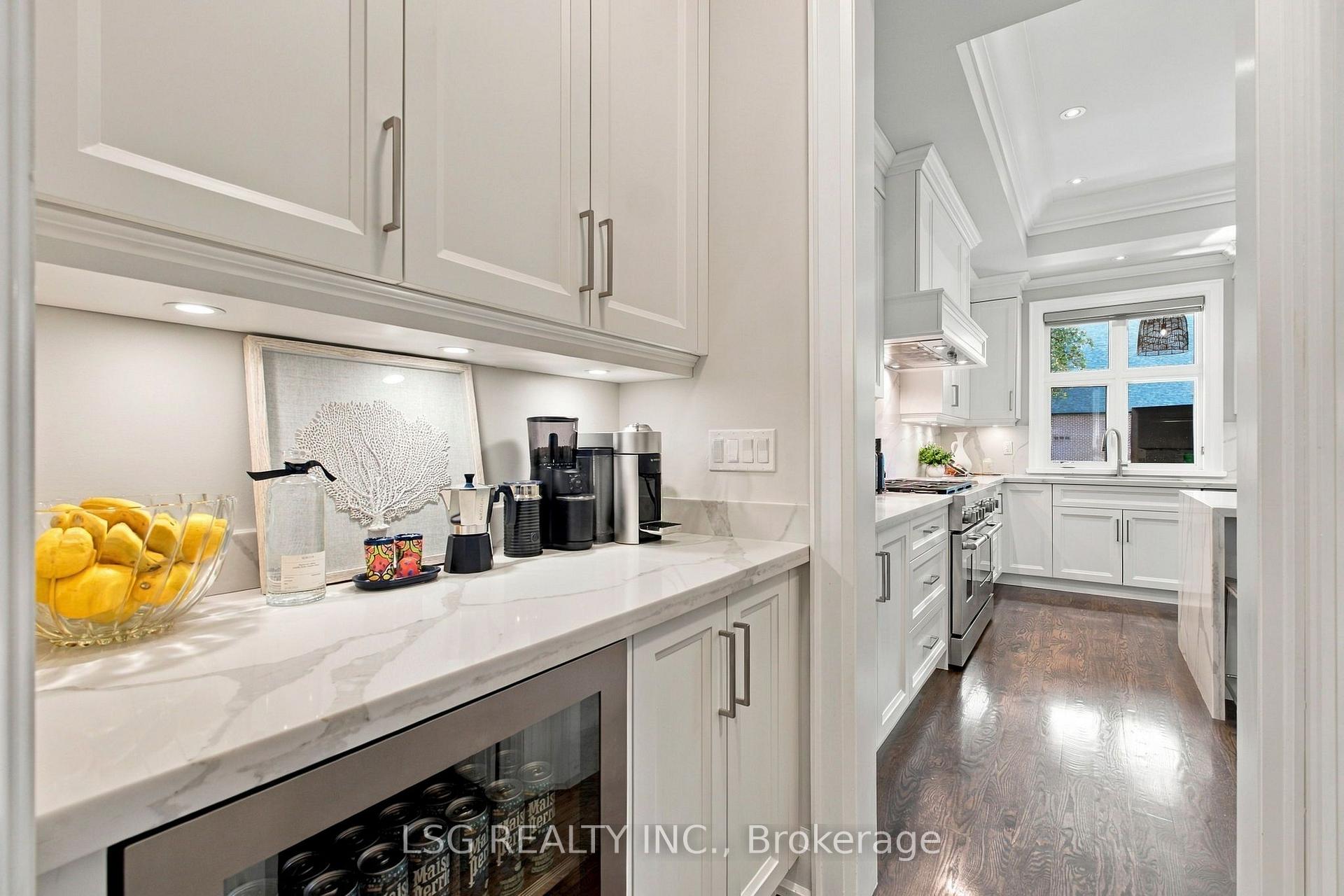 Photo 25 of 93 Kennedy Street E, Aurora, Aurora Village — HOMEH