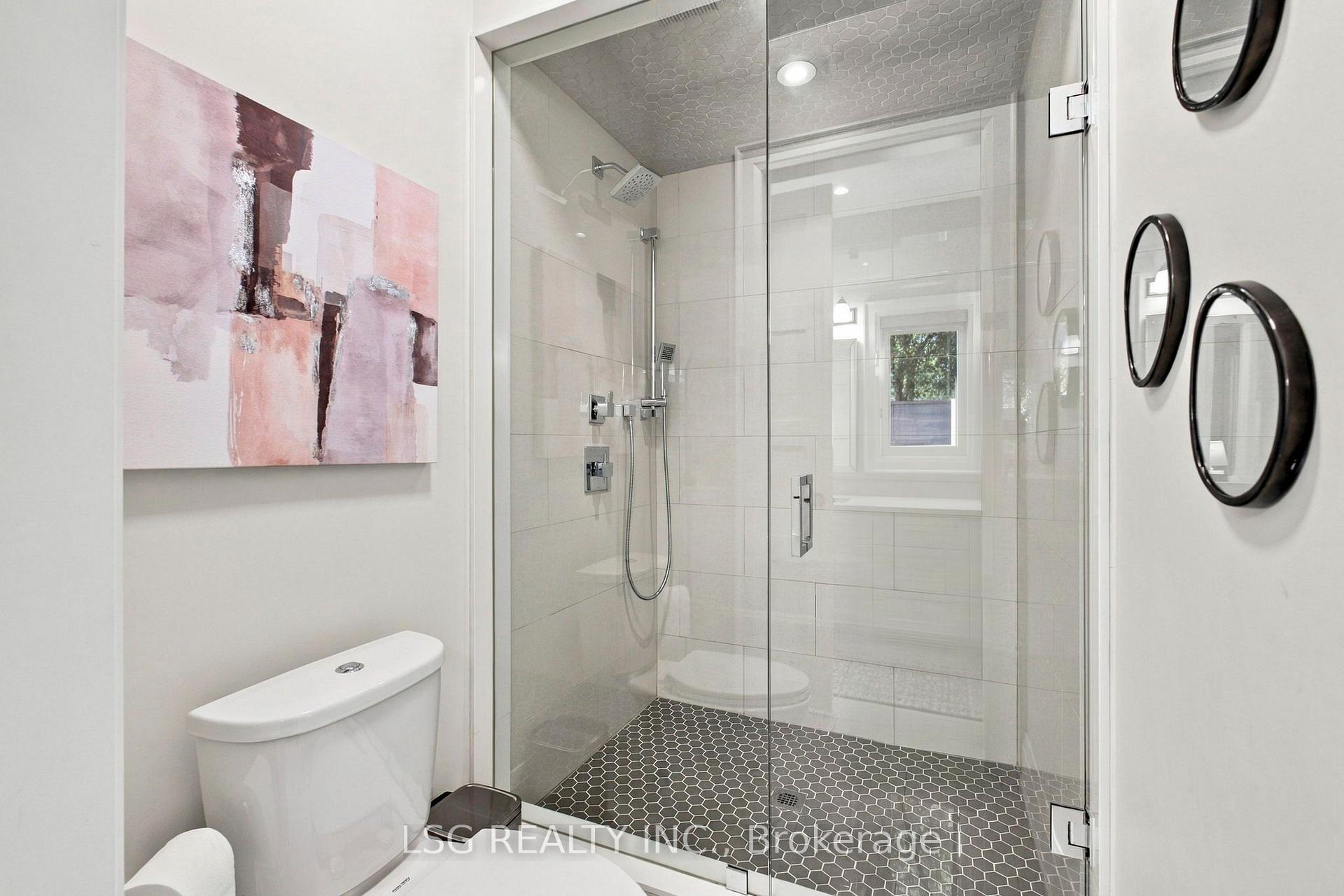 Photo 34 of 93 Kennedy Street E, Aurora, Aurora Village — HOMEH