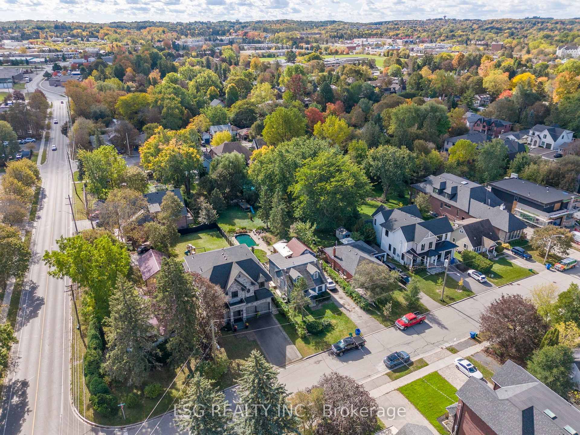 Photo 50 of 93 Kennedy Street E, Aurora, Aurora Village — HOMEH