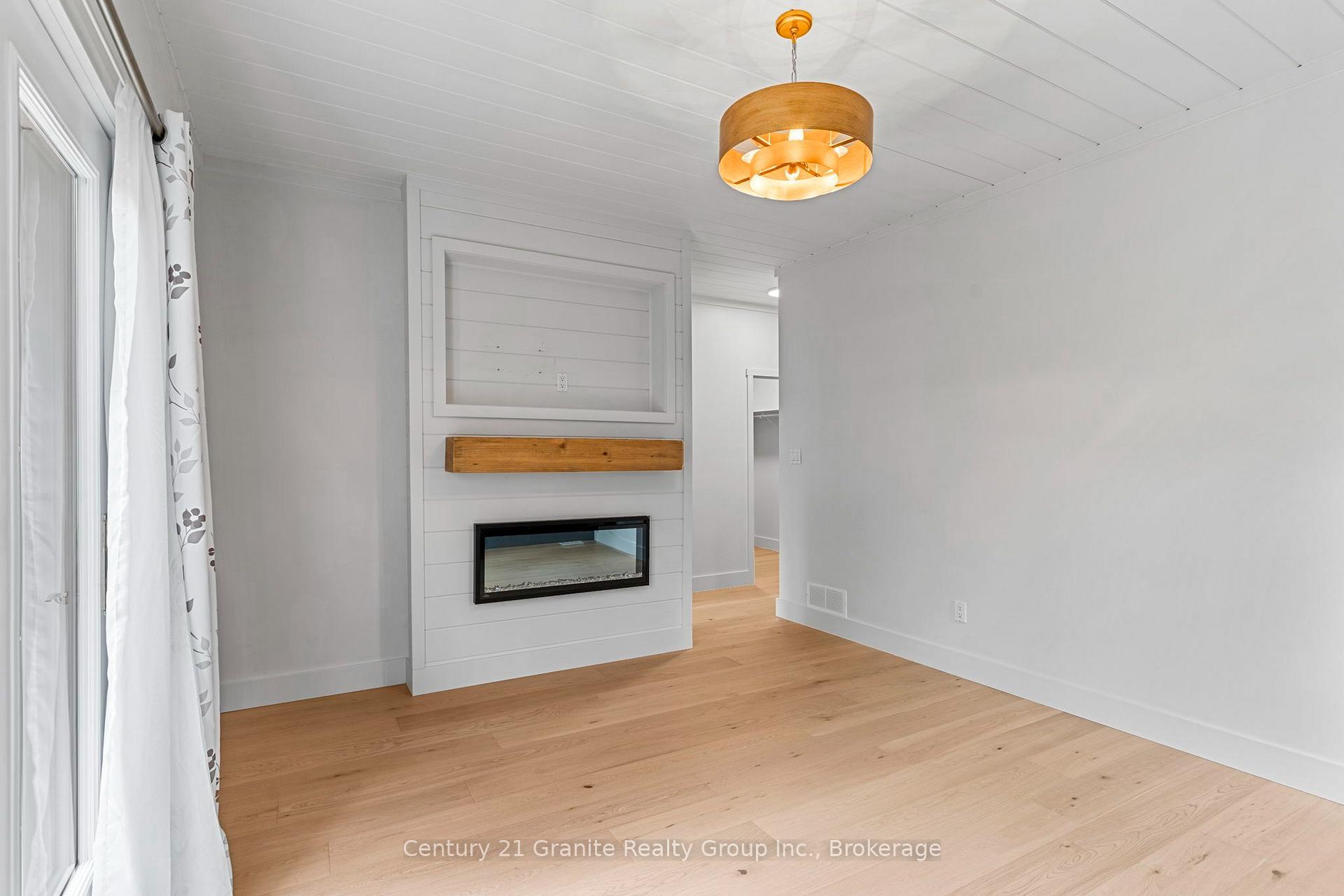 Photo 15 of 150 College Drive, Dysart et al, Dysart — HOMEH