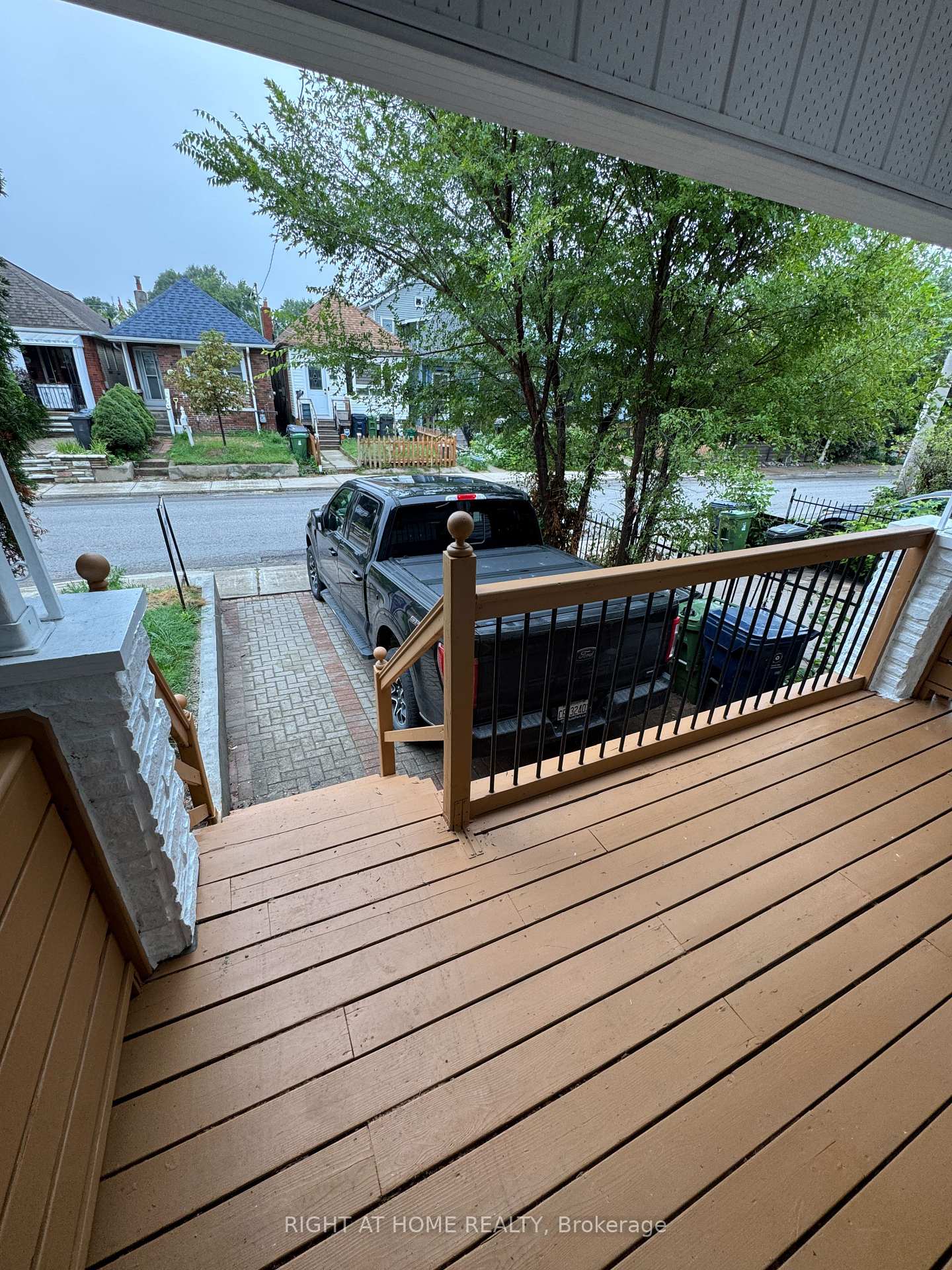 Photo 2 of 683 Mortimer Avenue, Toronto, Danforth Village-East York — HOMEH