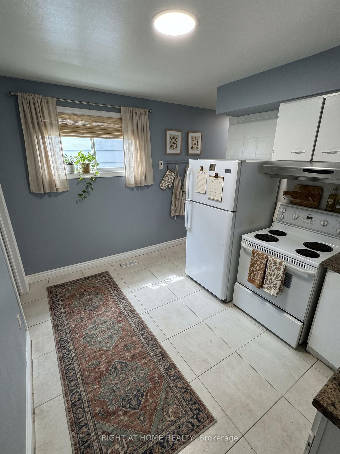 Photo 14 of 683 Mortimer Avenue, Toronto, Danforth Village-East York — HOMEH