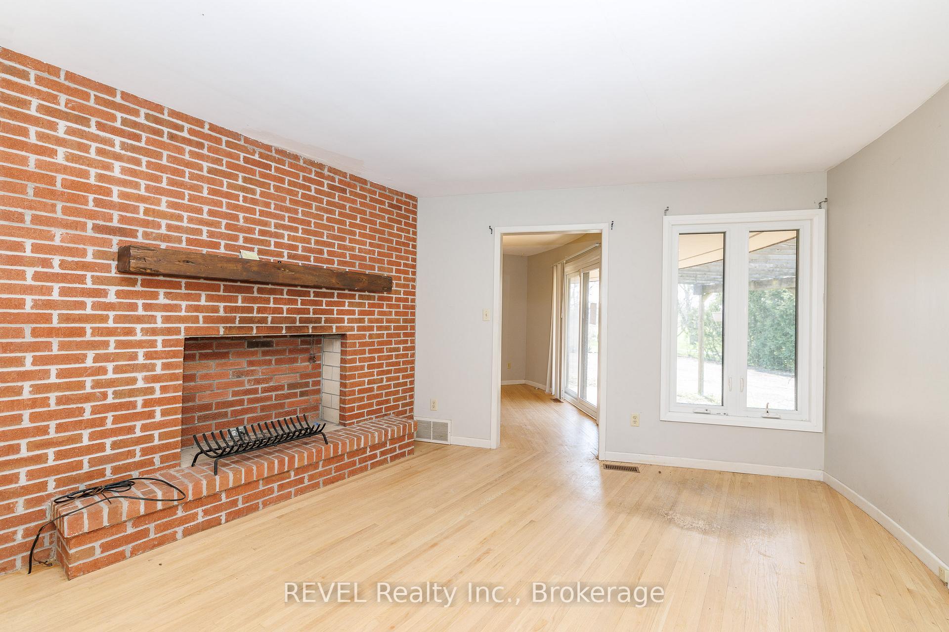 Photo 26 of 9572 Sodom Road, Niagara Falls, Lyons Creek — HOMEH