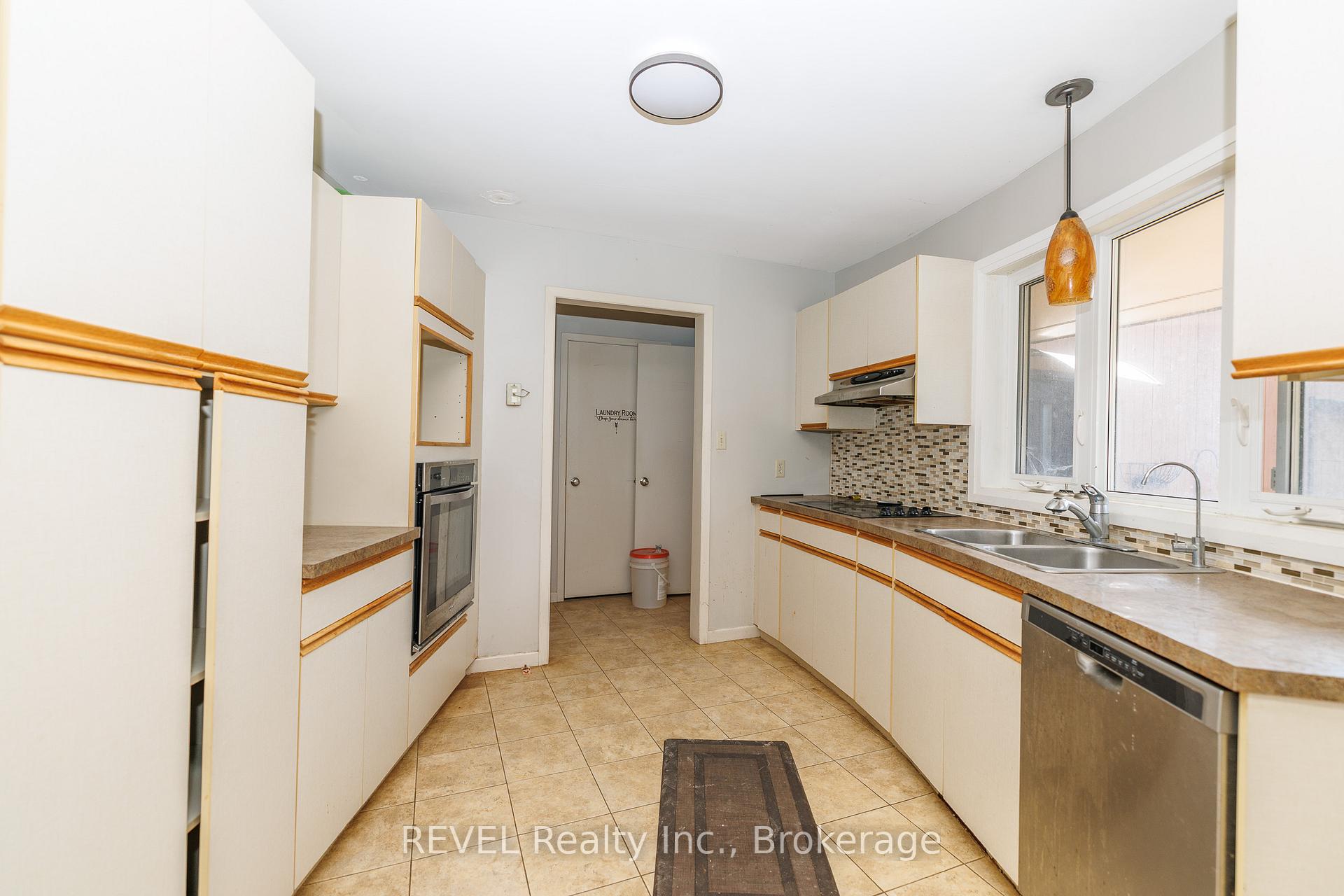 Photo 28 of 9572 Sodom Road, Niagara Falls, Lyons Creek — HOMEH
