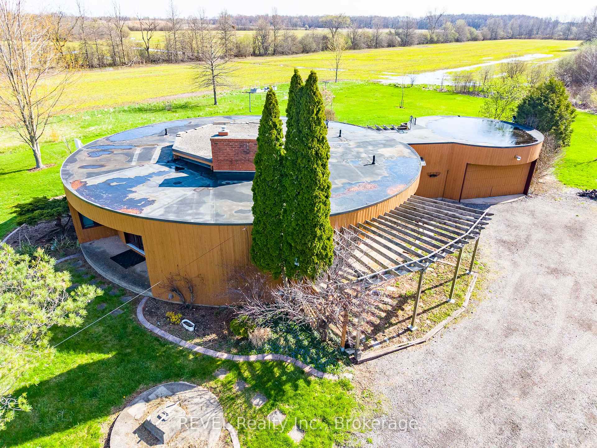 Photo 44 of 9572 Sodom Road, Niagara Falls, Lyons Creek — HOMEH