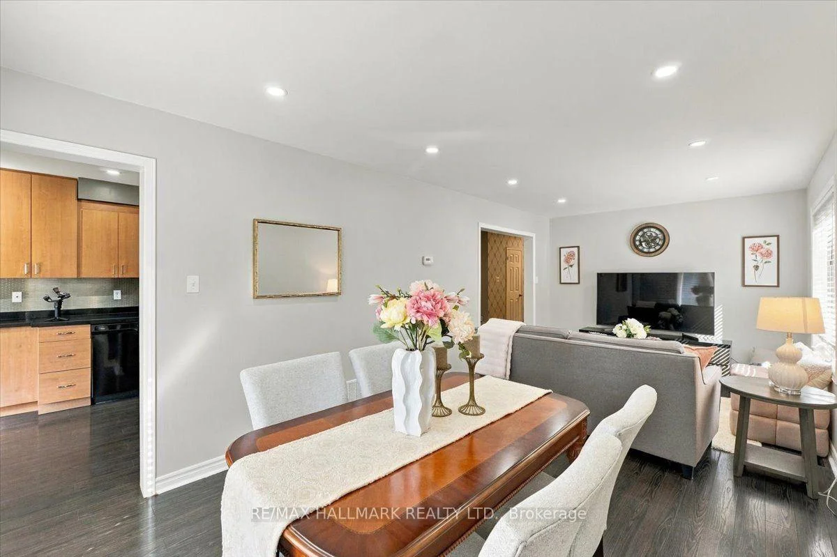 Photo 11 of 5732 Bell Harbour Drive, Mississauga, Central Erin Mills — HOMEH