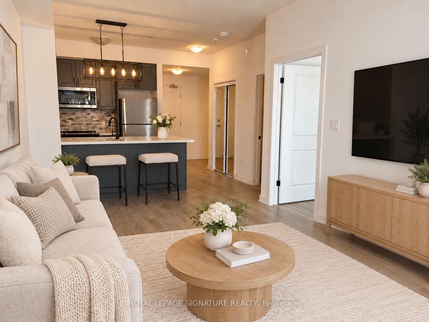 Photo of Unit 807, 460 Dundas Street E