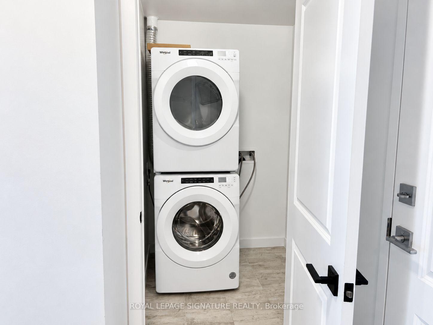 Photo 9 of Unit 807, 460 Dundas Street E, Hamilton, Waterdown — HOMEH
